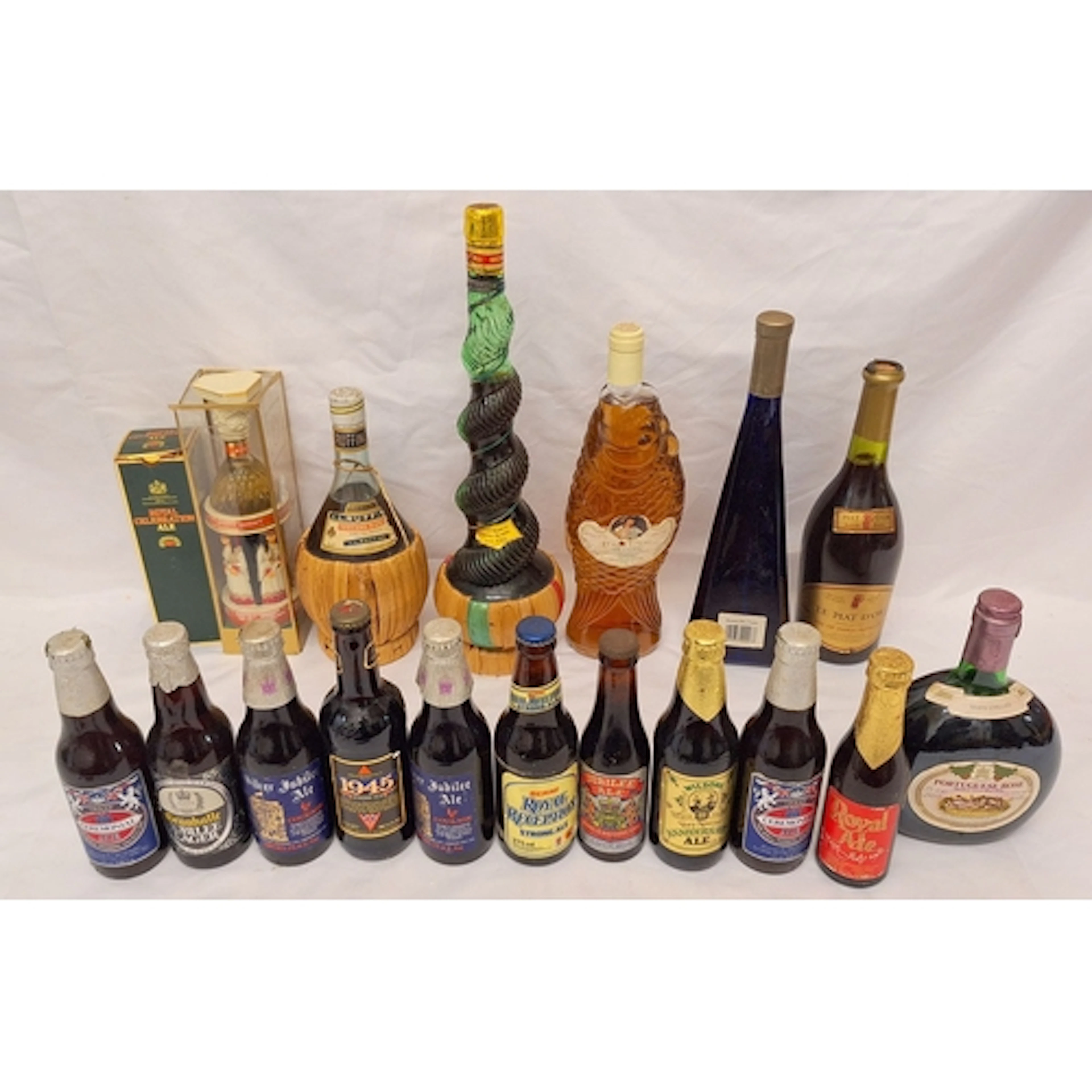 Piat D'Or 75cl bottle, ornate bottle in basket Chianti, fish...