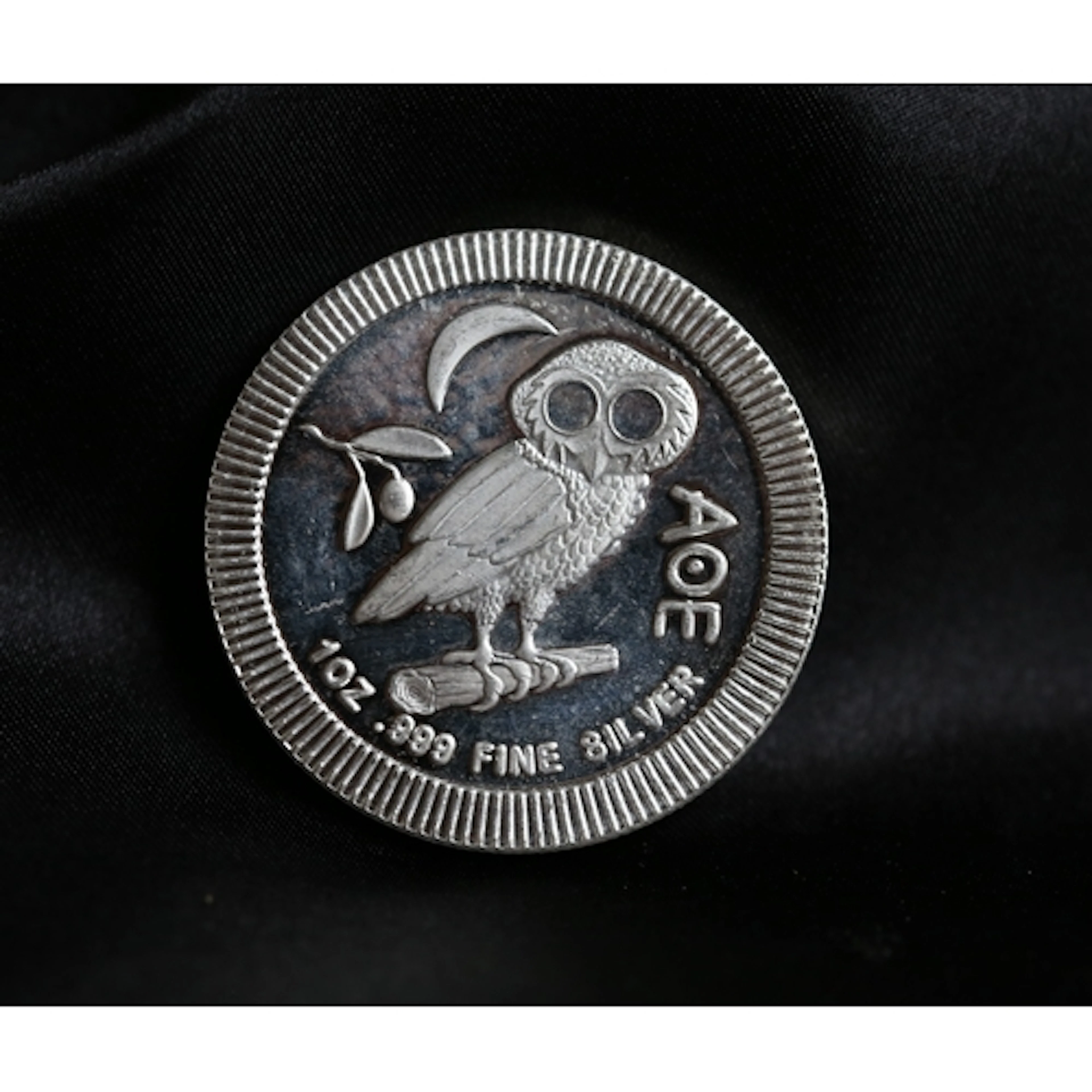 One Ounce Fine 999 Silver Niue 2 Dollar Coin Athena Owl, Que...