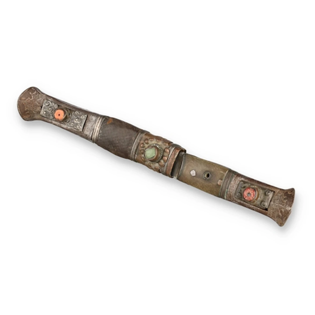 AN 18TH/19TH CENTURY TIBETAN NOMAD'S KNIFE Inset with Turquo...