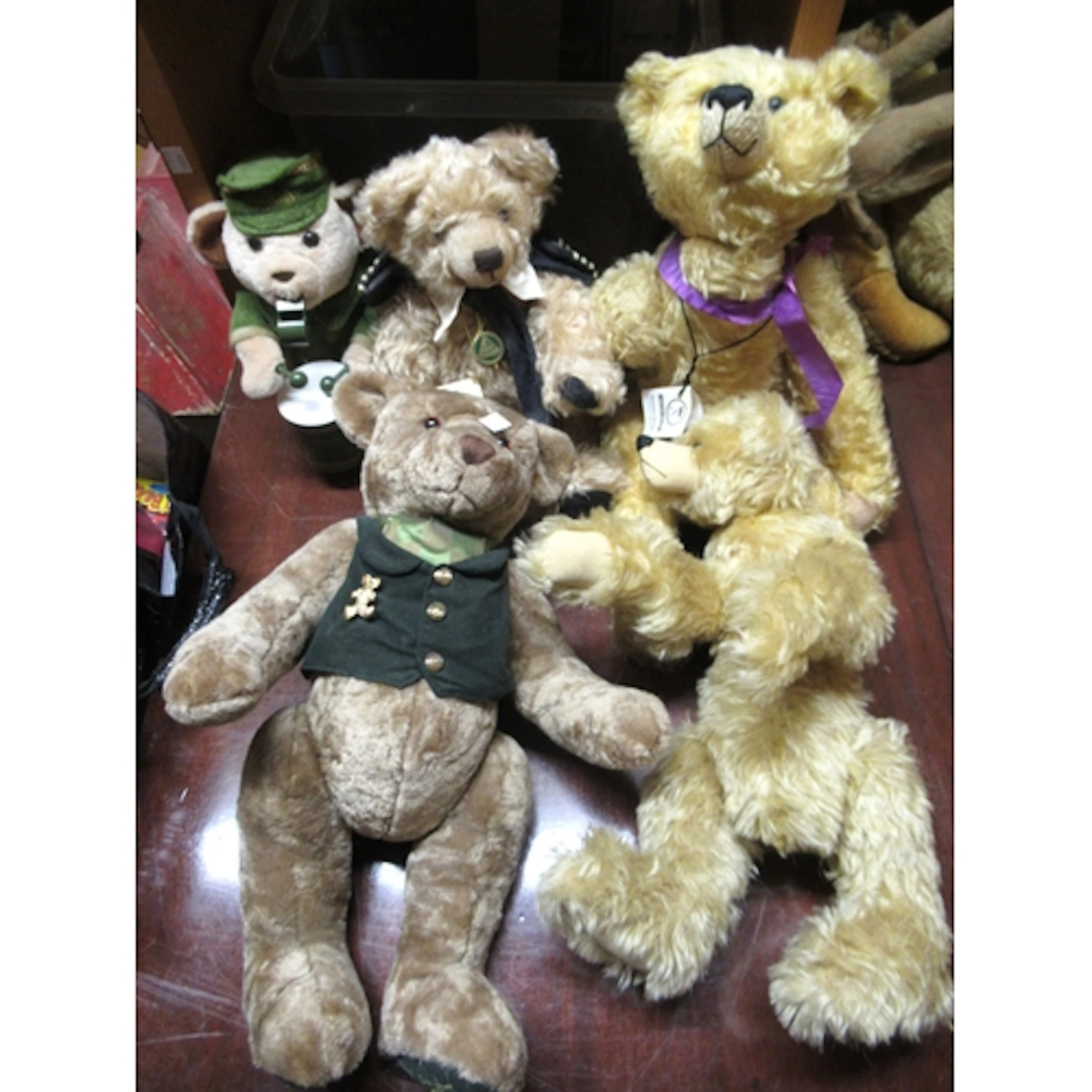 Box containing a group of five various articulated plush ted...