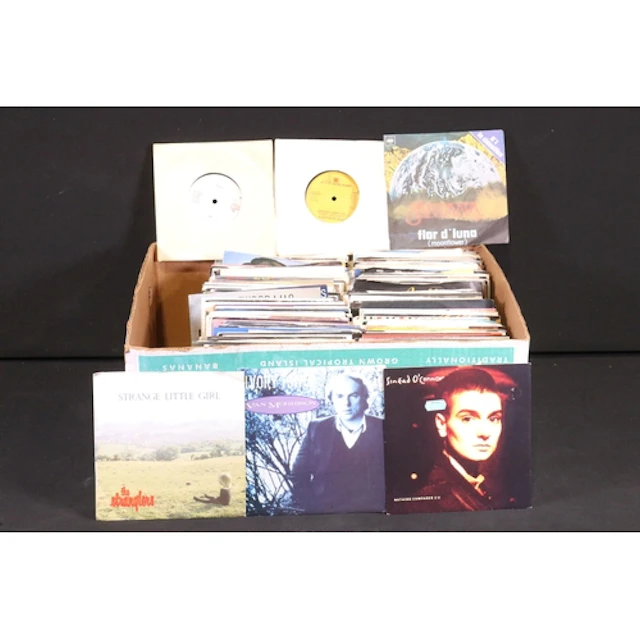 Vinyl - Over 300 Rock, & Pop 7" singles to include Prince, T...