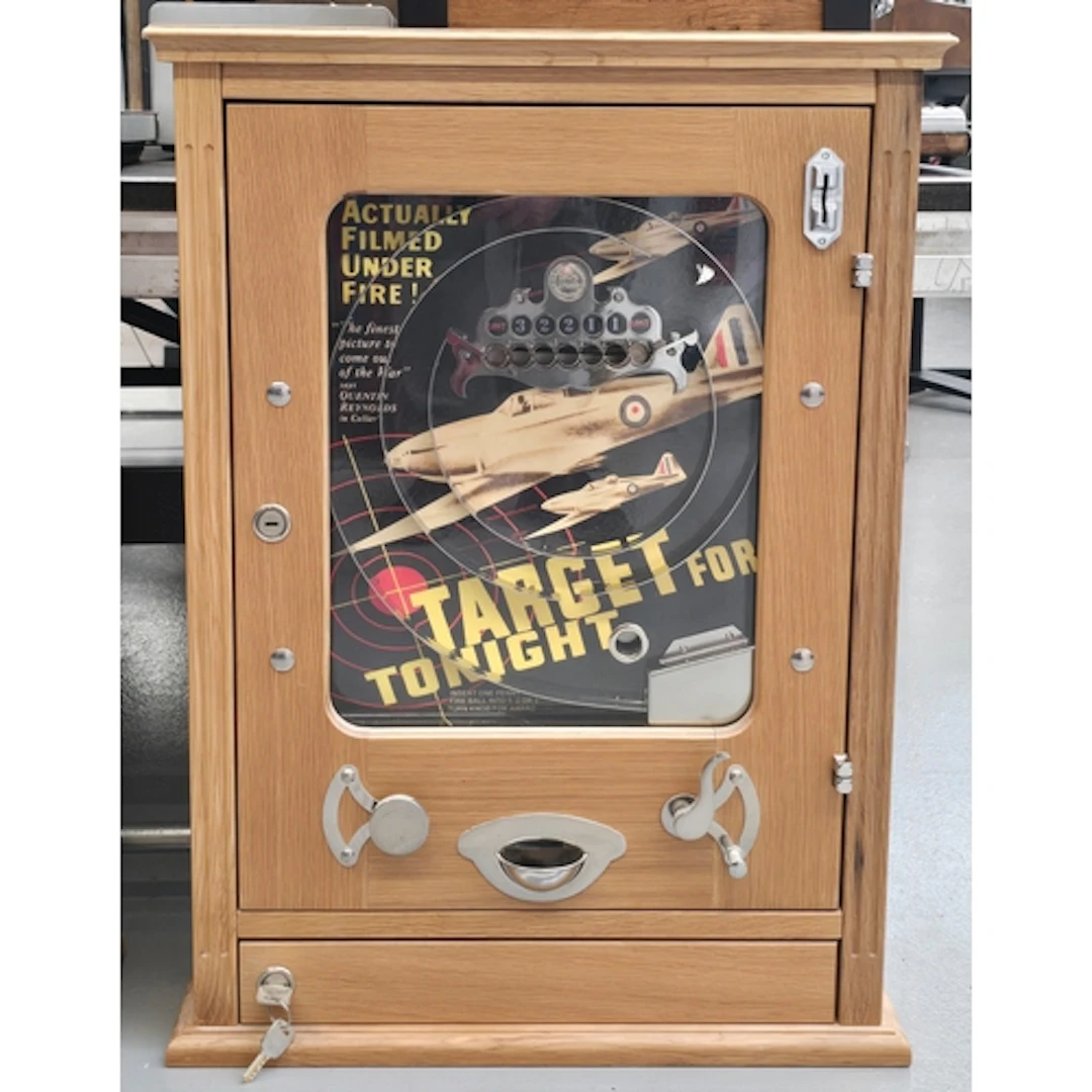 Oak cased Allwin Target for Tonight on 1D. Excellent conditi...