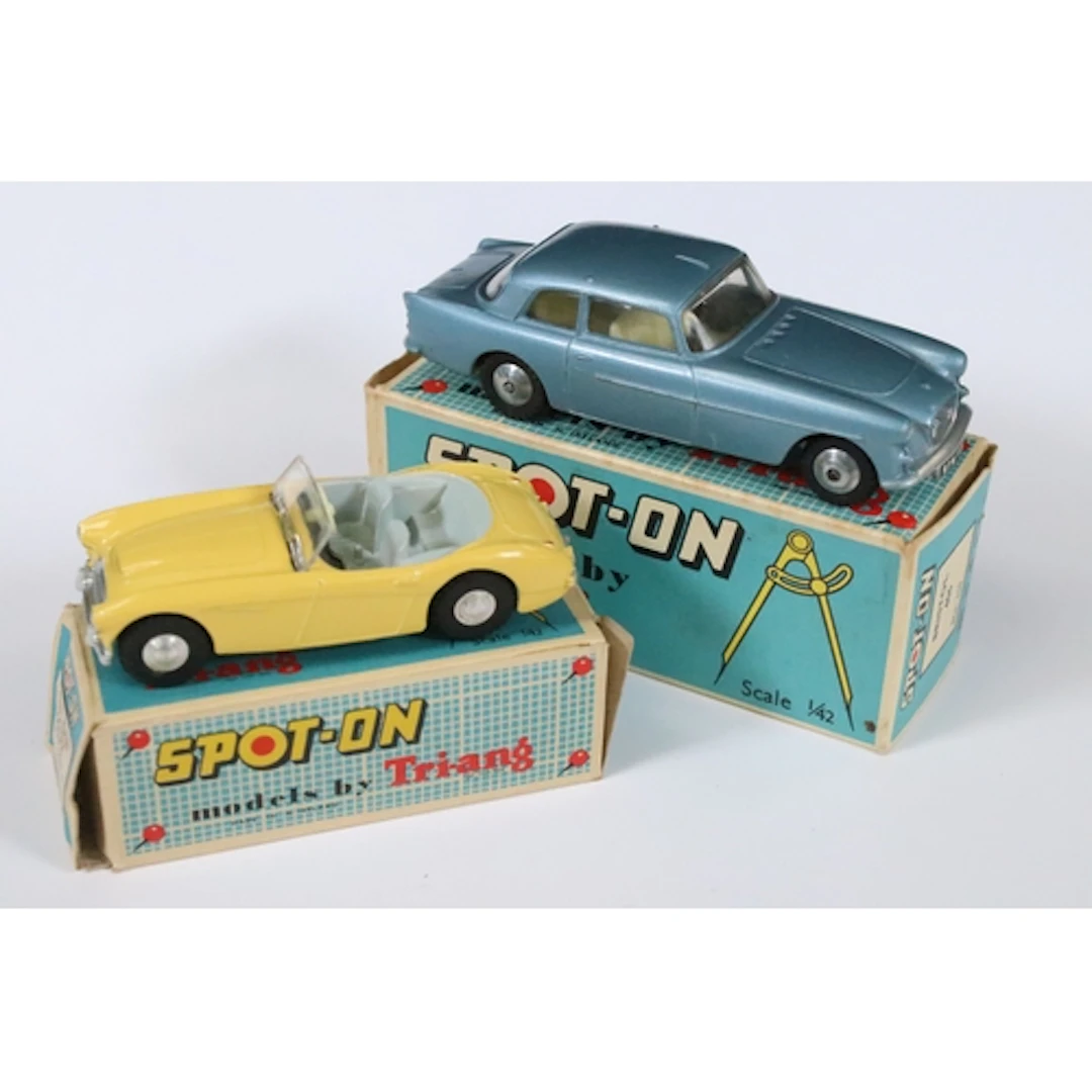 Two boxed Triang Spot On diecast models to include 115 Brist...