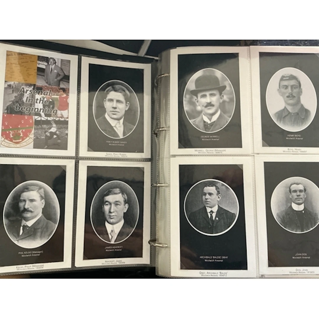 Arsenal Football Photo Collection: Reproduction postcard siz...