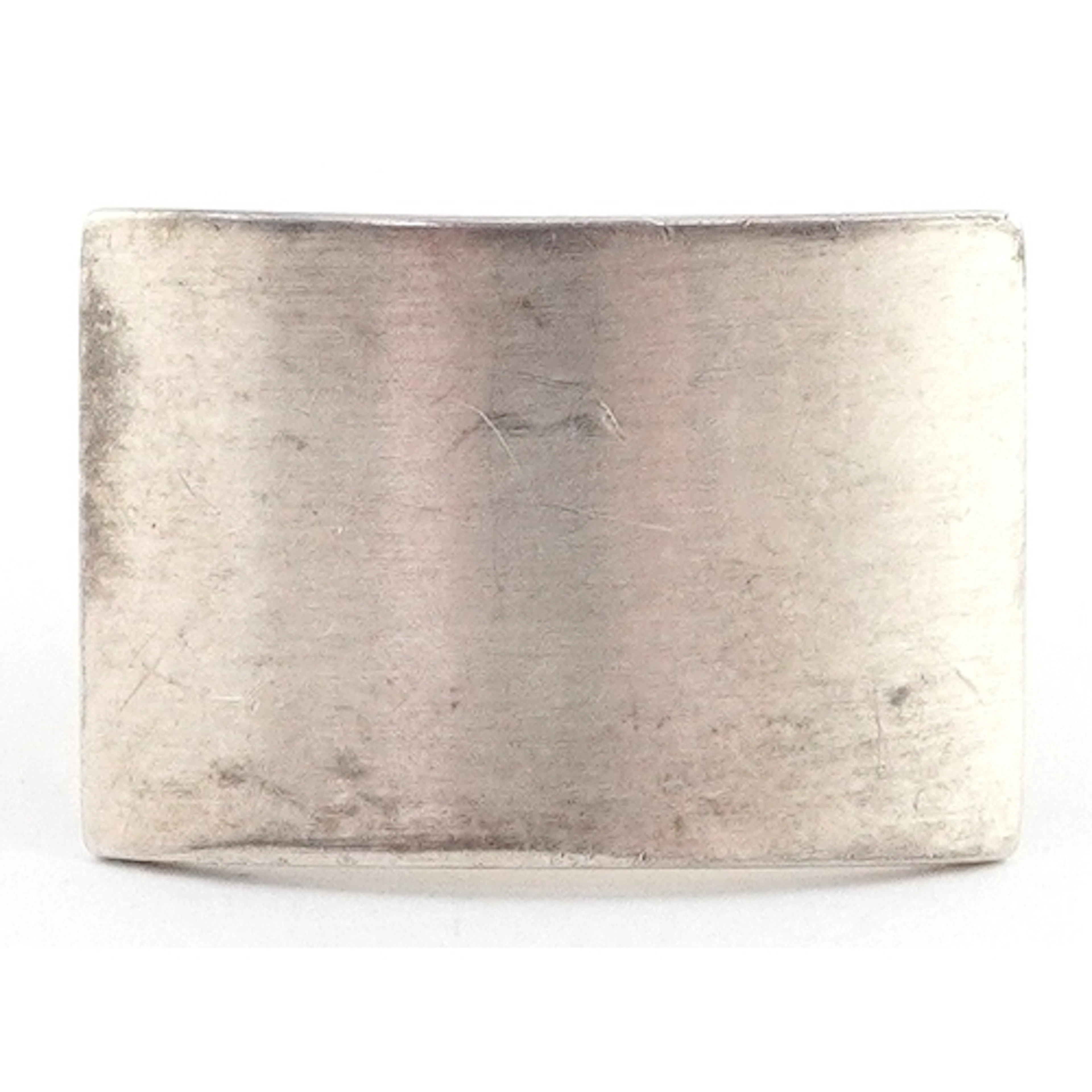 Modernist silver ring, size O, 15.1g.