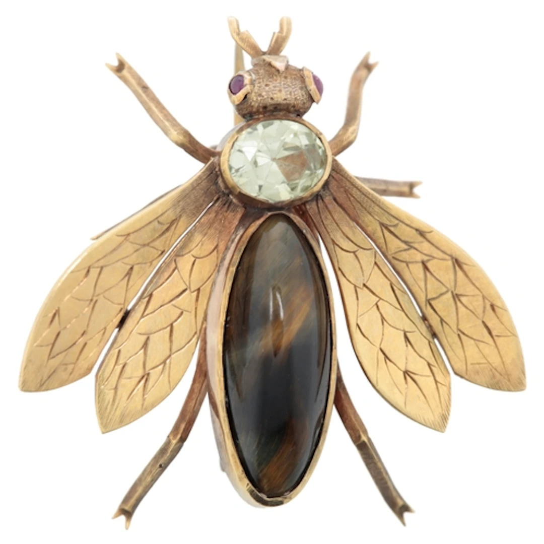 A ruby, chrysoberyl and tiger's eye bee brooch, early 20th c...