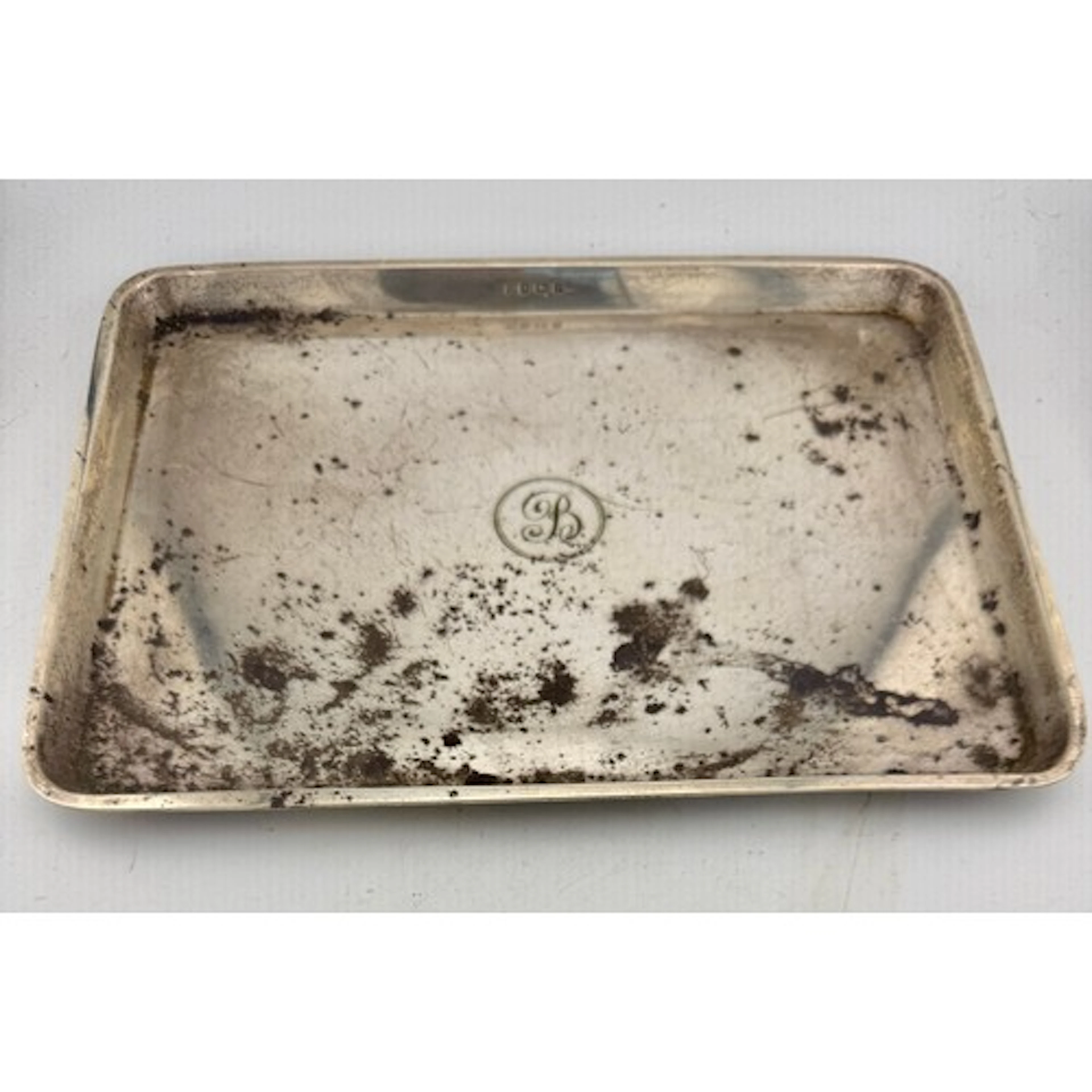 Hallmarked silver tray. 20.5 x 27.5cm. Birmingham 1924, make...