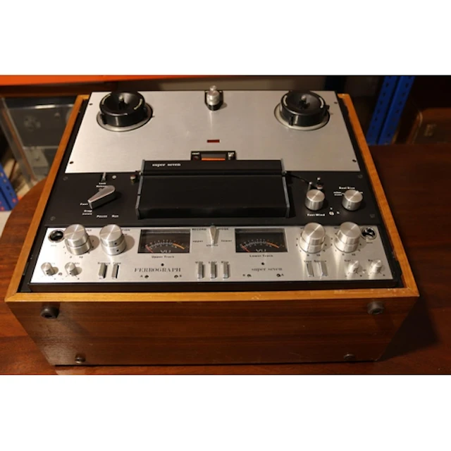 Ferrograph Super 7 Teak Cased with Perspex Lid Model 7524 1/...