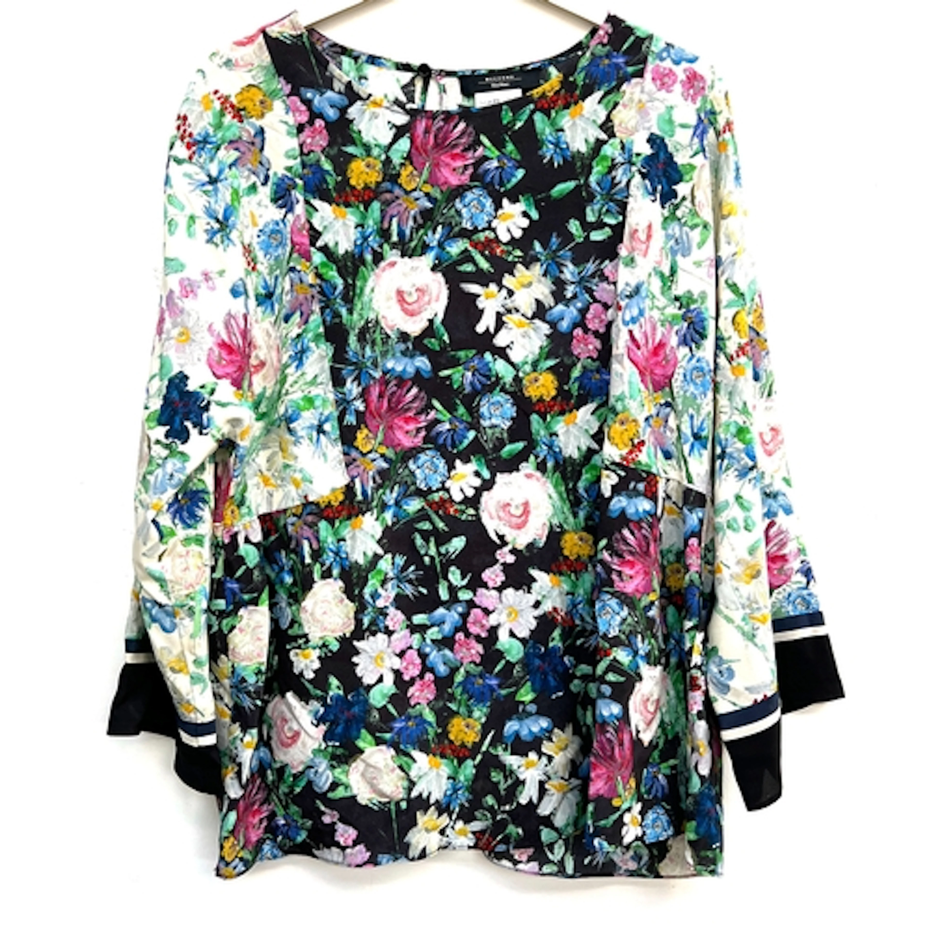 A Max Mara silk floral top, size 14; together with a Max Mar...