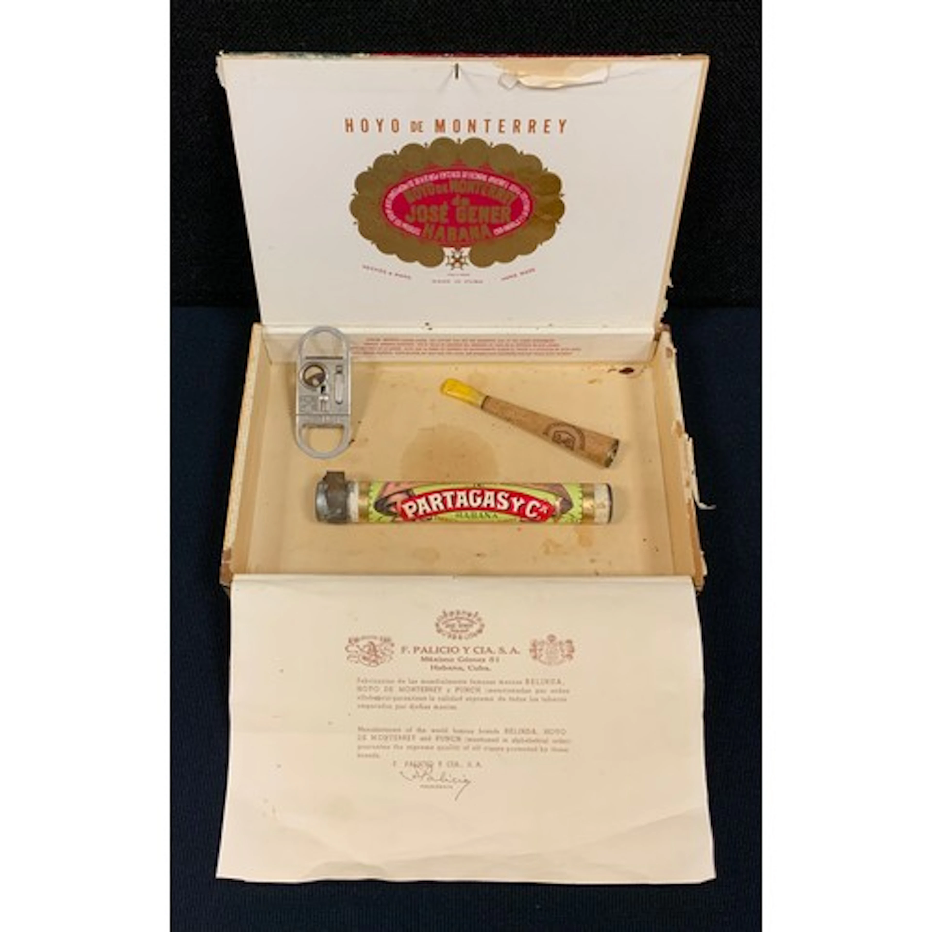 Tobaccania - an early 20th century Flor de Tabacos de Partag...