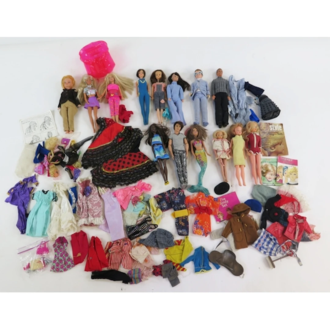 Vintage and Modern Doll Collection including Barbie, Sindy, ...