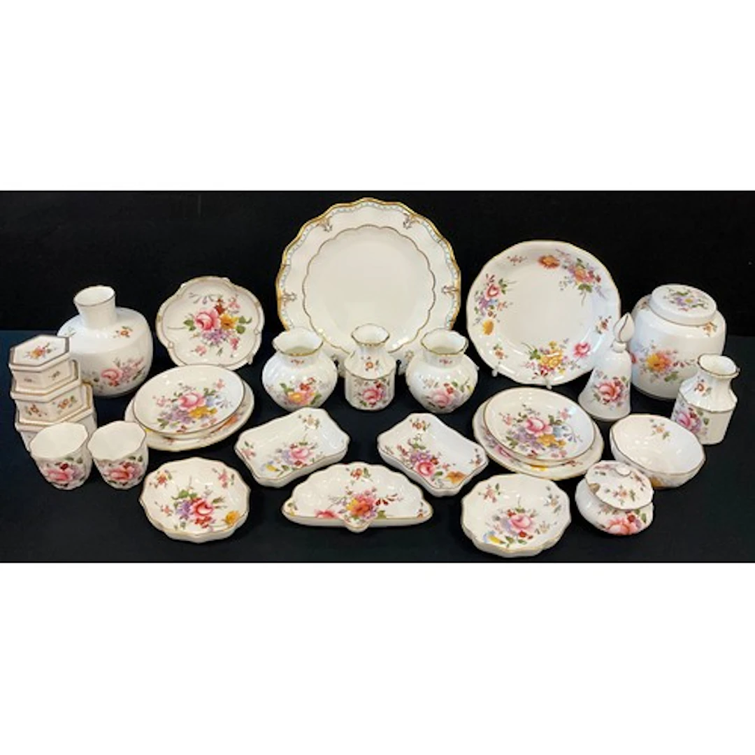 Royal Crown Derby - assorted Posies pattern inc ginger jar a...