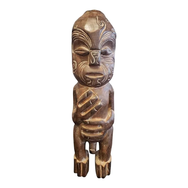 20th century vintage Māori te koteko carved wooden statue. D...