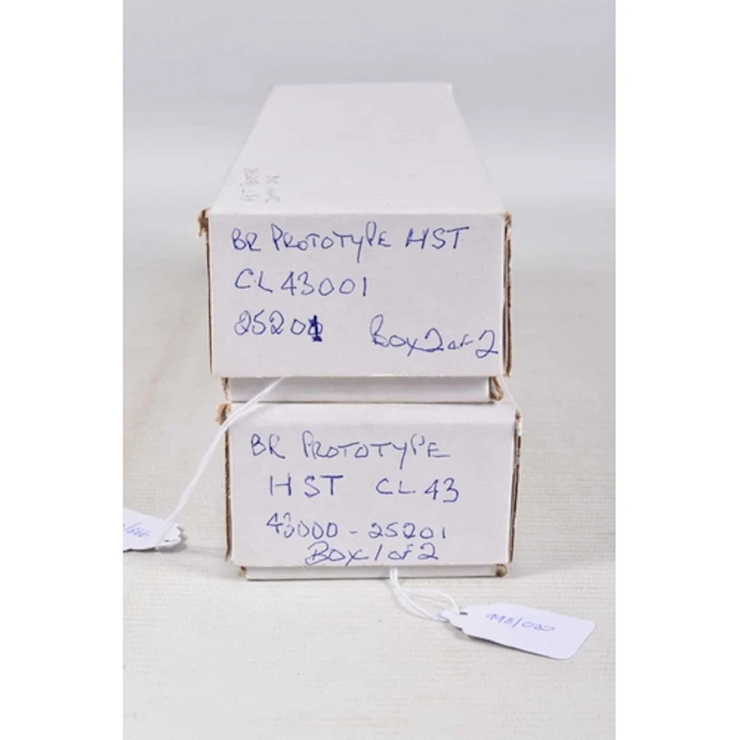 TWO BOXED OO GAUGE PROTOTYPE HIGH SPEED TRAIN POWER CARS, po...