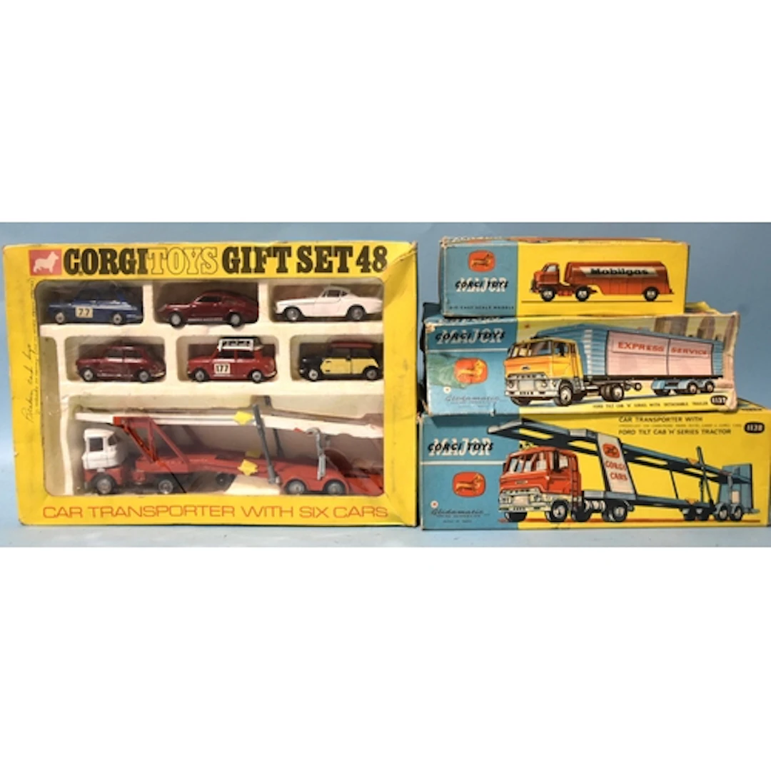 Corgi Major Toys, 1138 Car Transporter, 1110 Mobilgas Petrol...
