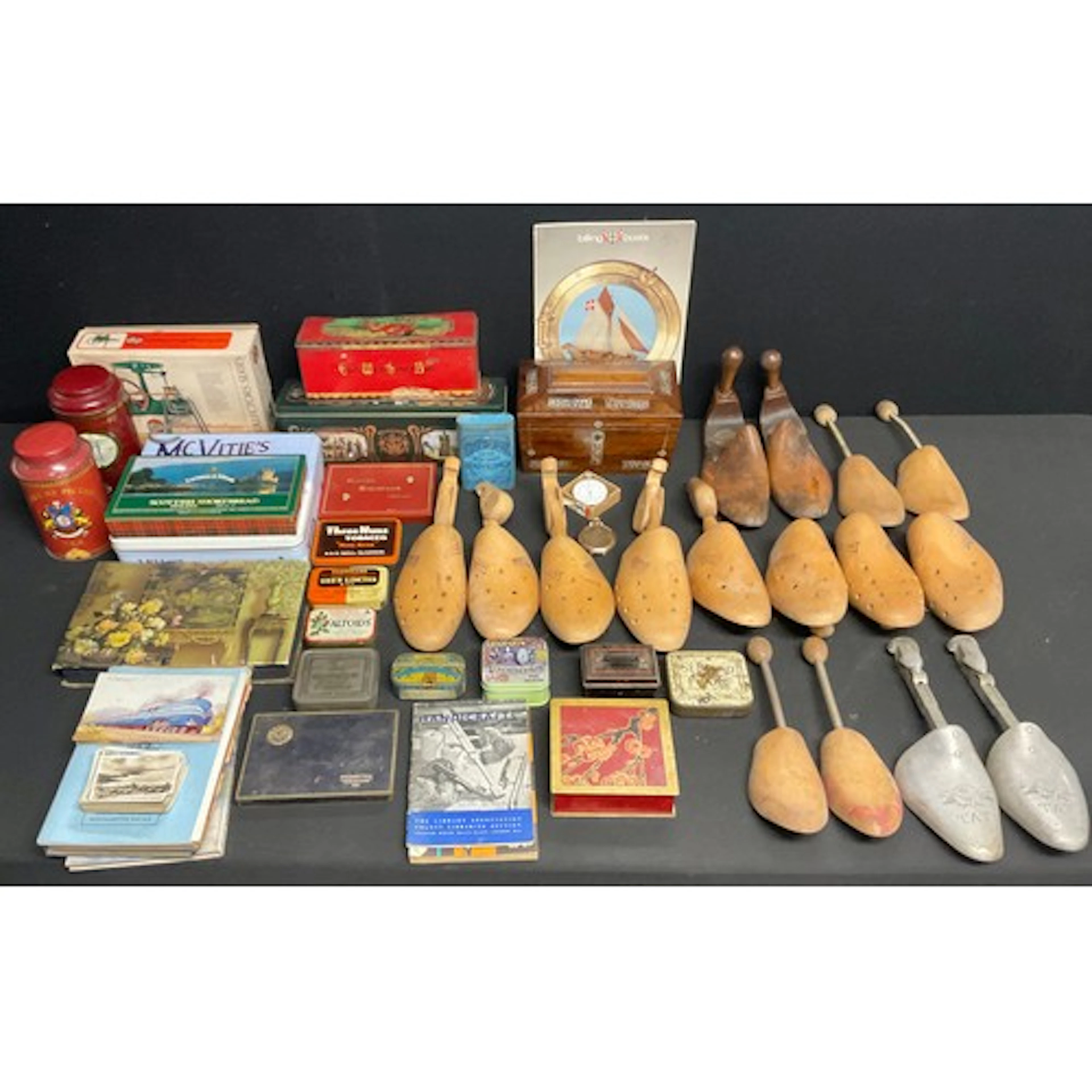 Boxes & Objects - a Regency rosewood and mother of pearl inl...