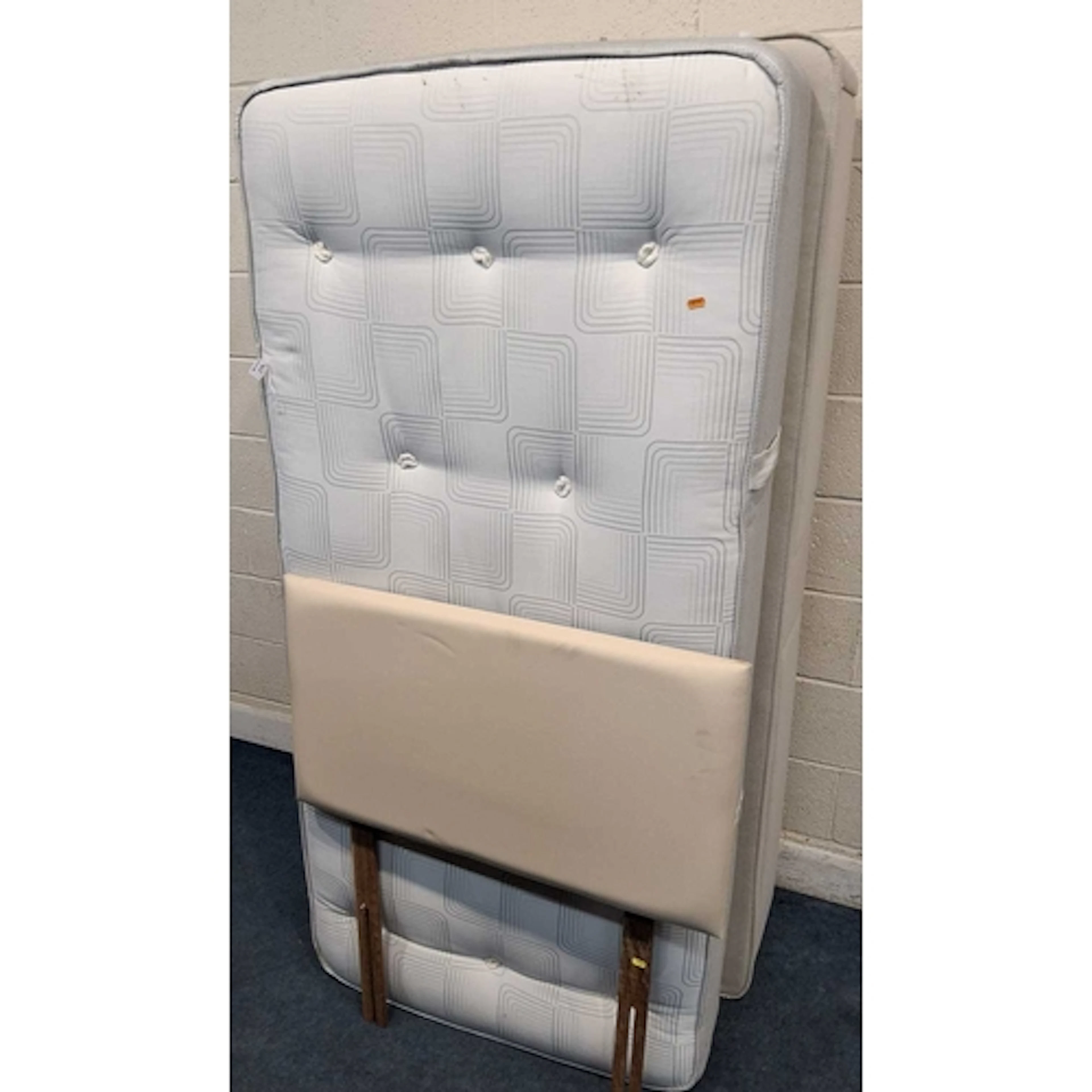 A SEALEY SINGLE DIVAN BED AND MATTRESS, with a Dreams headbo...