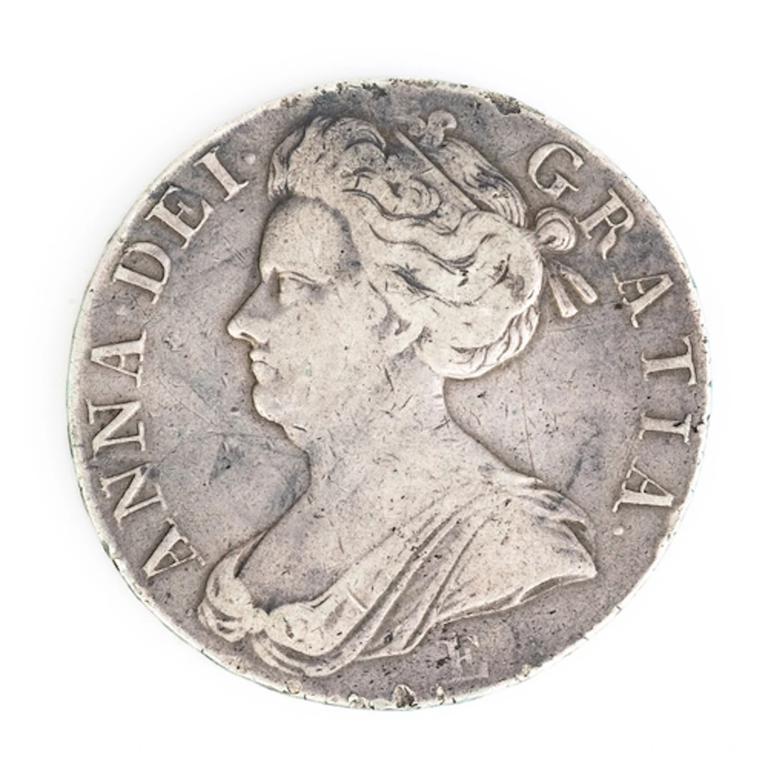 COINS GB - ANNE 1707E CROWN. Anne. 1707E crown, second bust,...