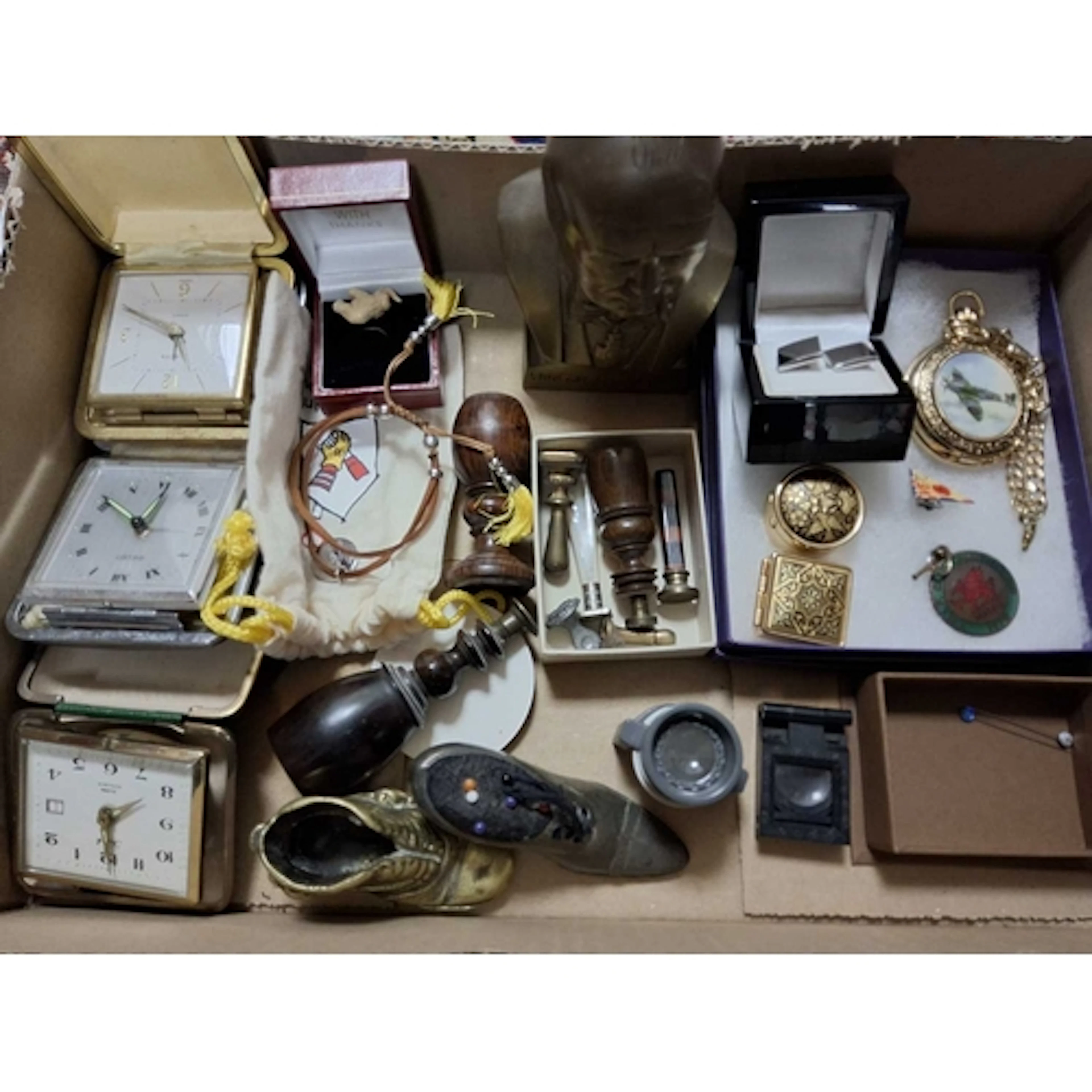 A BOX OF SUNDRY ITEMS, to include a small collection of seal...