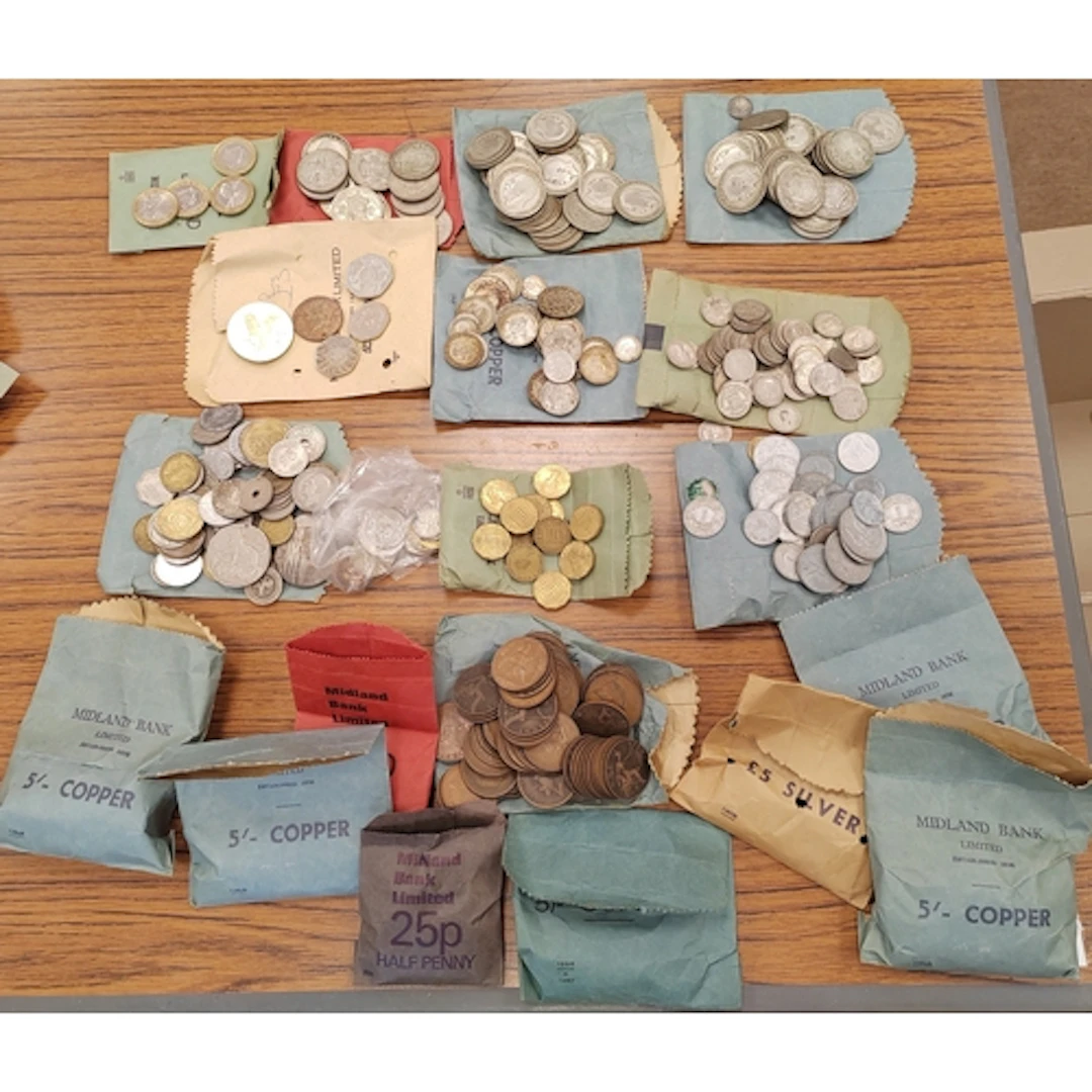 Collection of half crowns and shillings contains very useful...