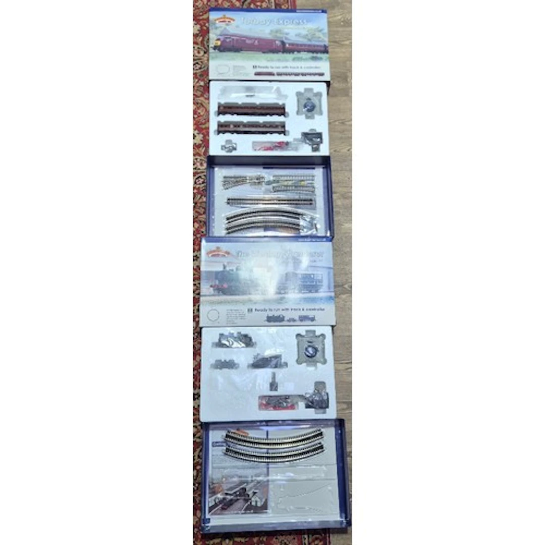 Two Bachmann 00 gauge electric train sets comprising of a We...