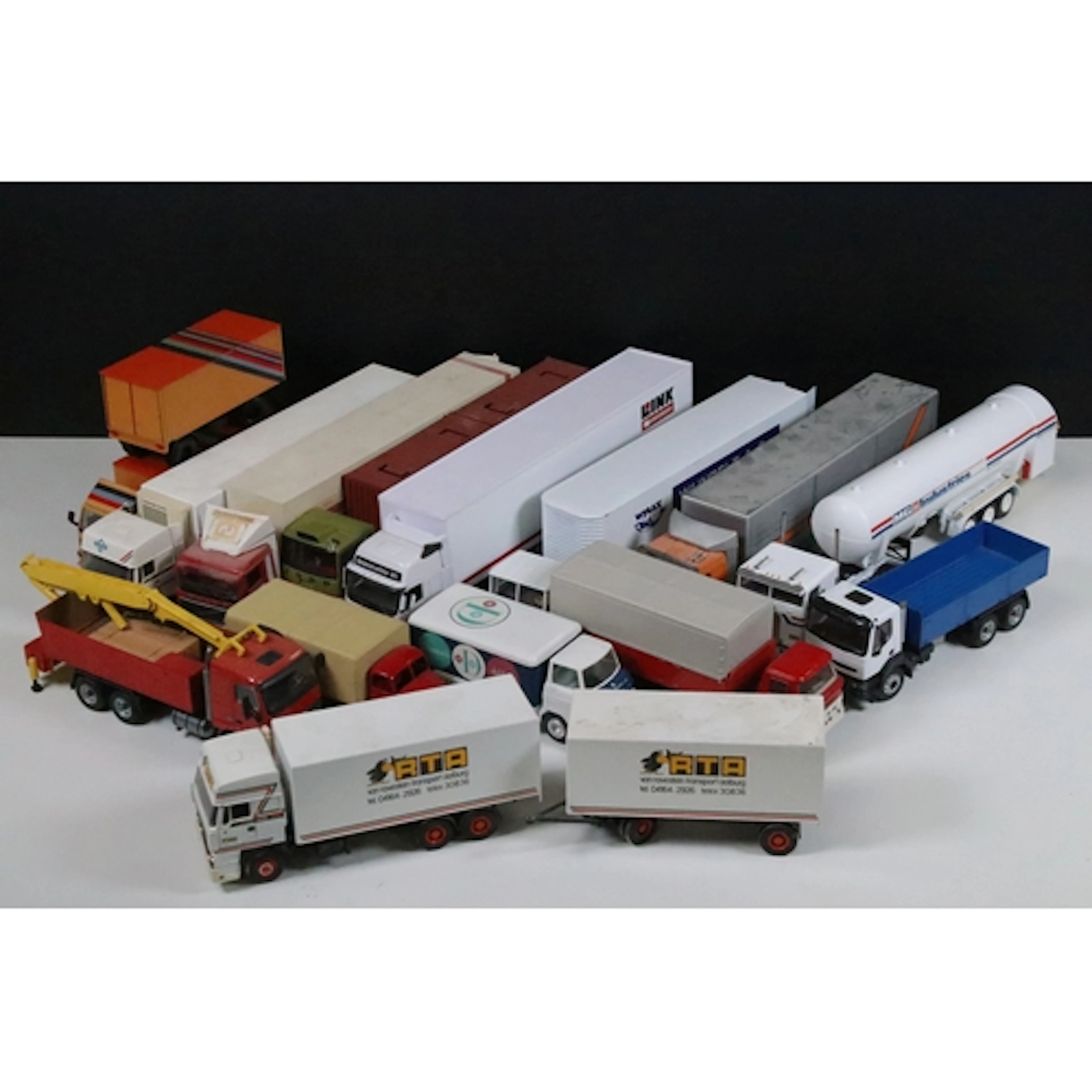 Collection of haulage and commercial related diecast models ...