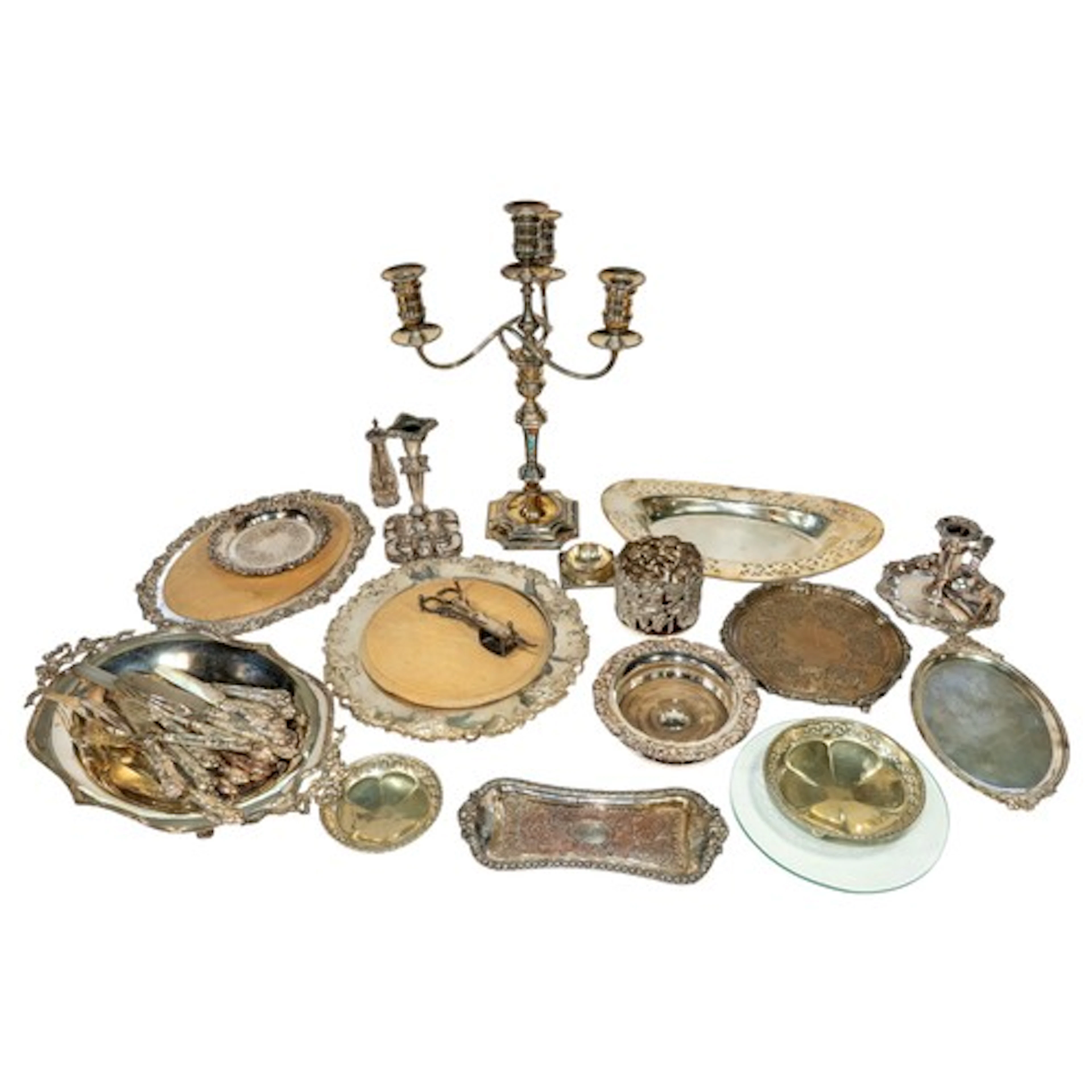 A collection of Victorian and later silver plated wares to i...
