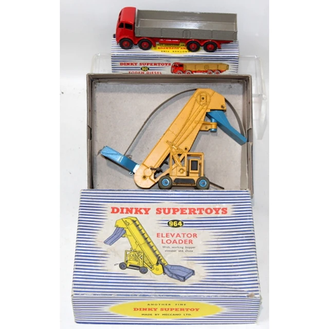 Vintage Dinky Supertoys die-cast Elevator Loader ref:964 c/w...