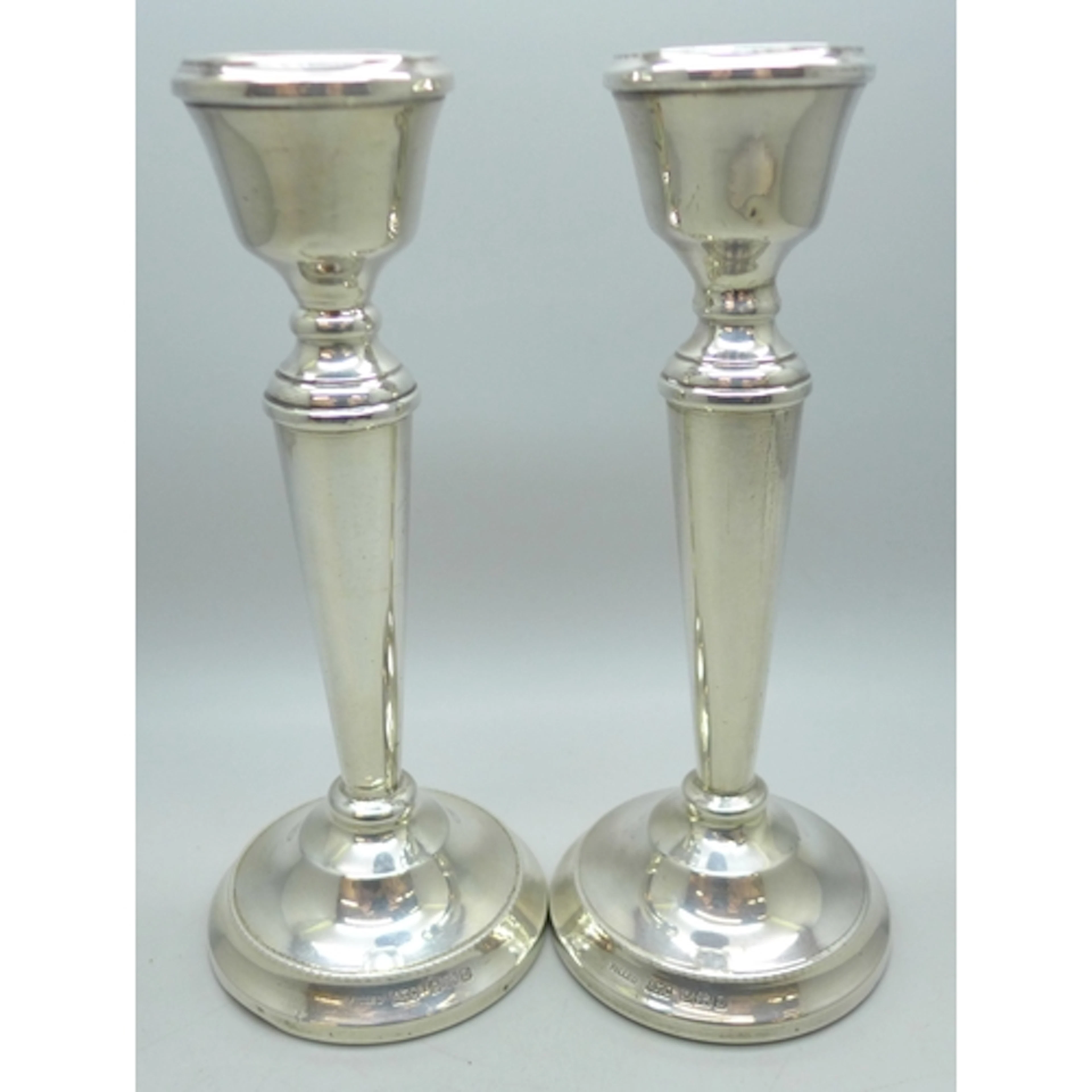 A pair of silver candlesticks, Birmingham, 1978, marked 'fil...