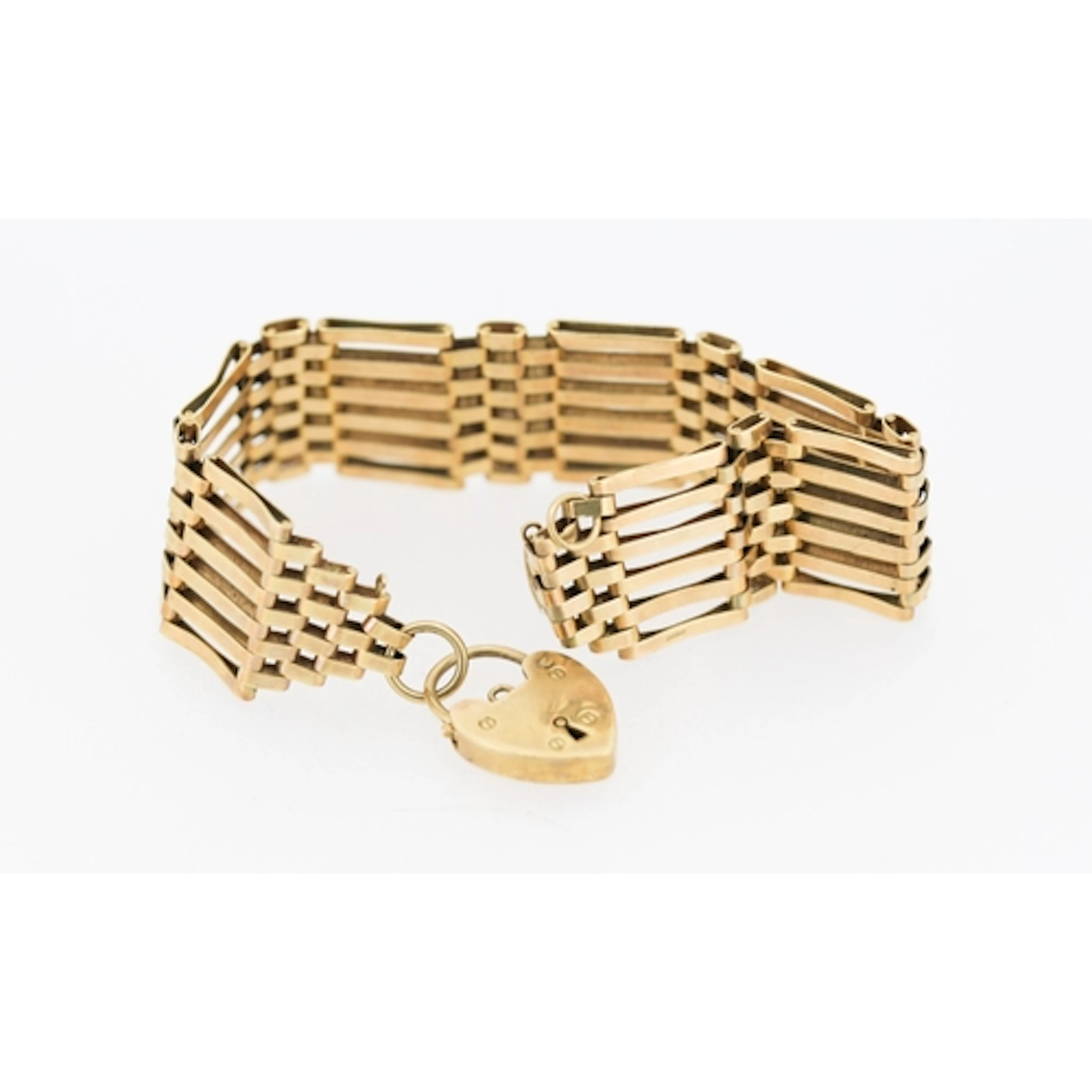 9 Carat Rose Gold Gate Link Bracelet with Heart Padlock Clas...