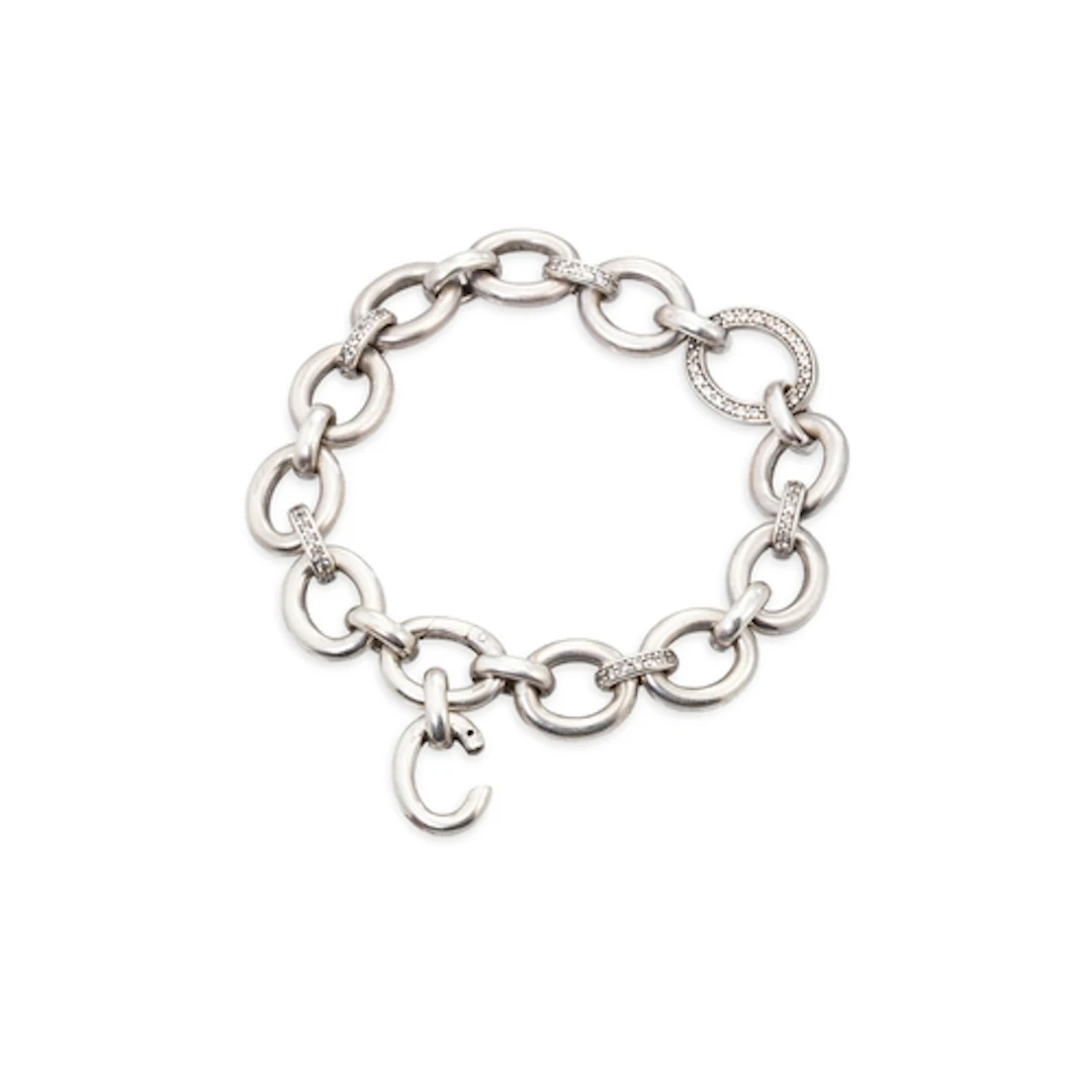 A STERLING SILVER (.925) OPEN LINK BRACELET, clasp damaged, ...