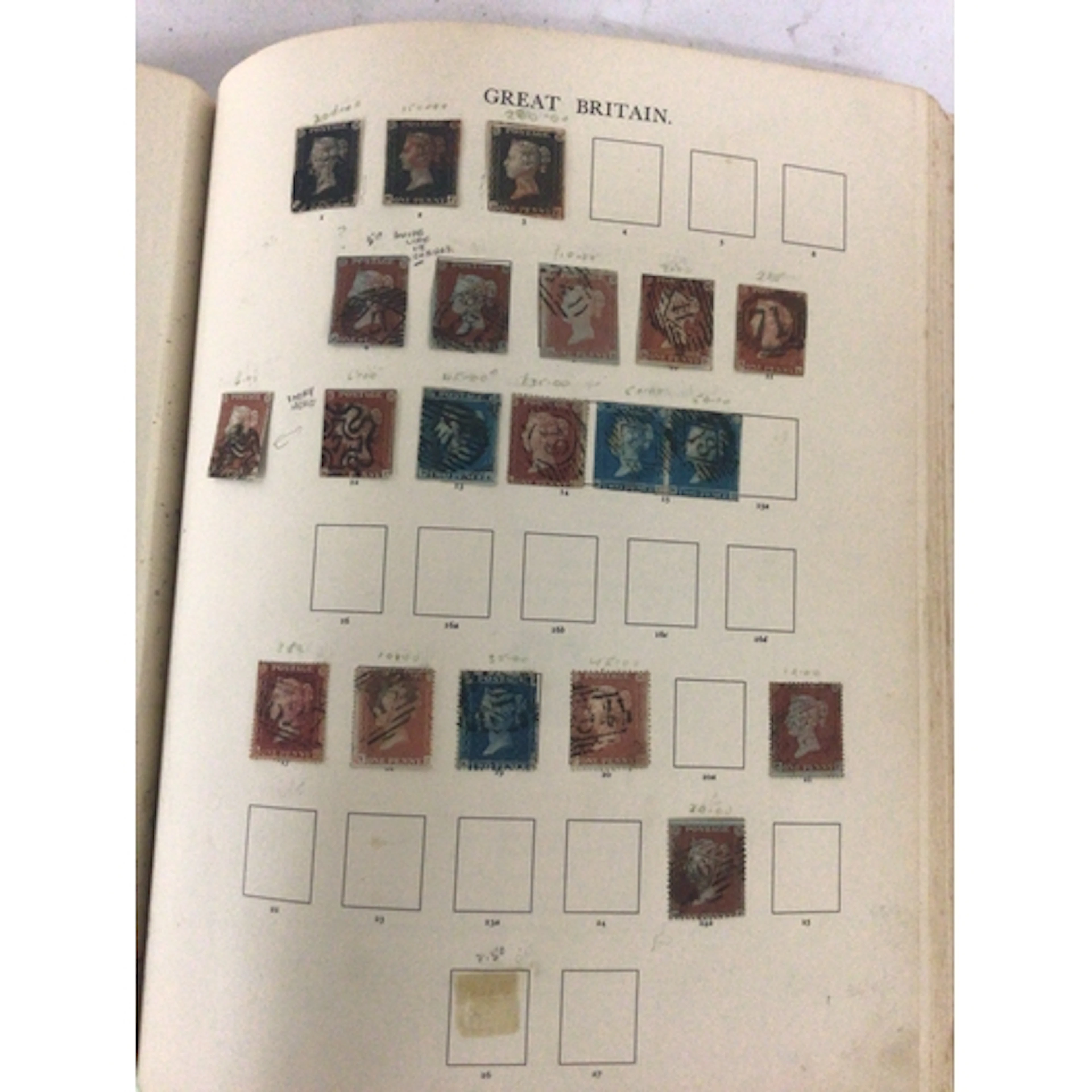 A Stanley Gibbons The Windsor stamp album containing V...