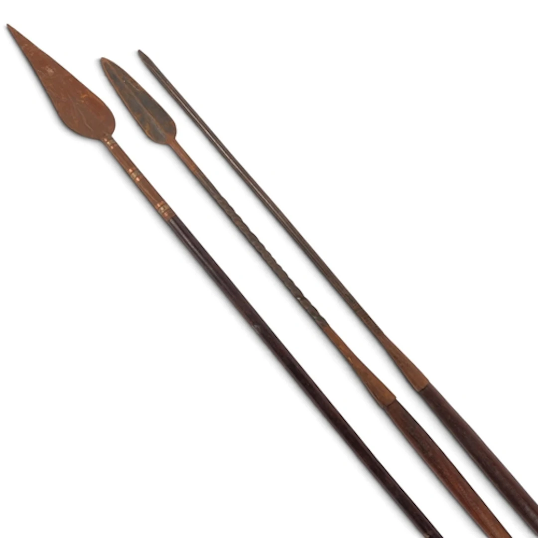 3 various South Seas style reproduction spears, tallest 193c...
