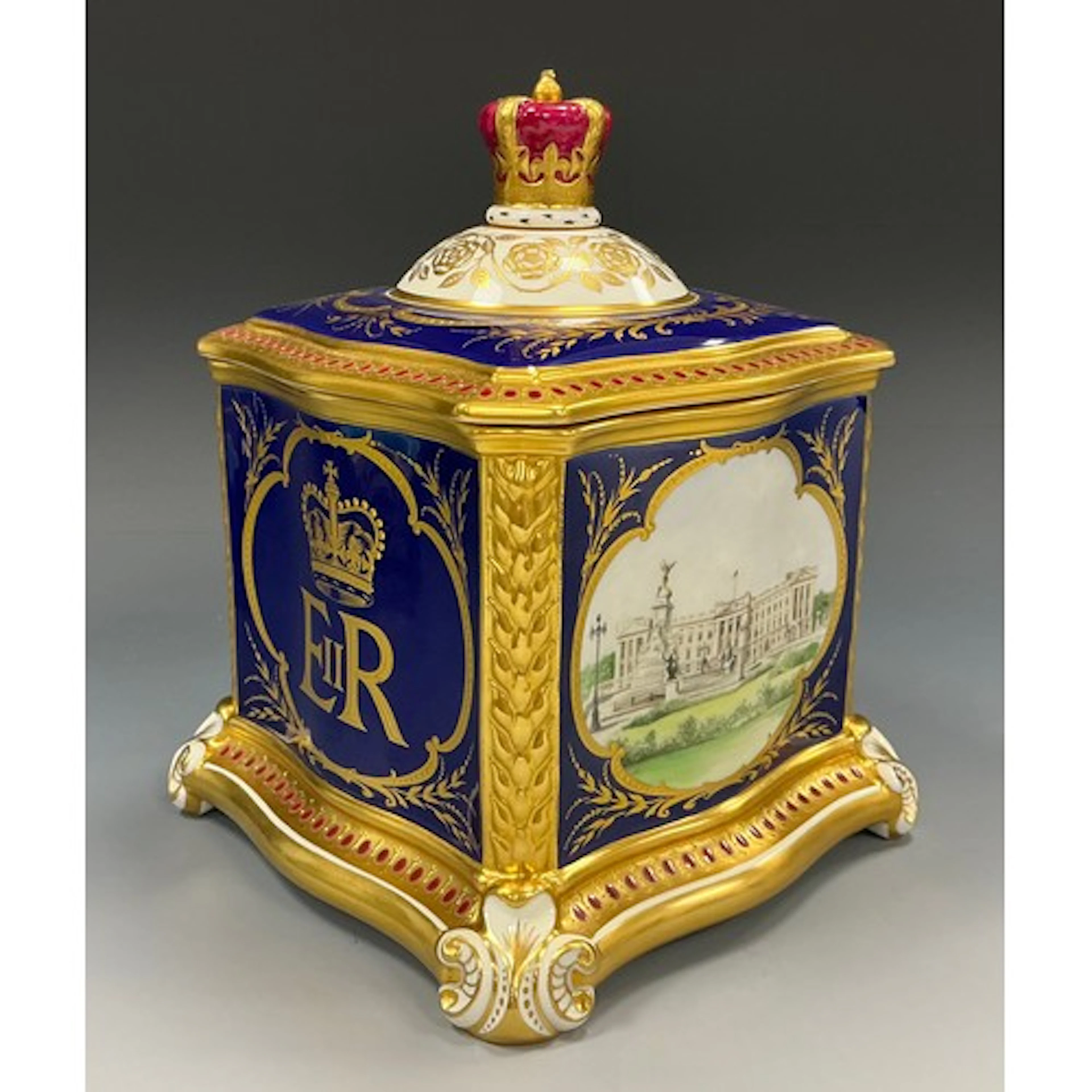 A scarce Royal Crown Derby Queen Elizabeth II silver jubilee...