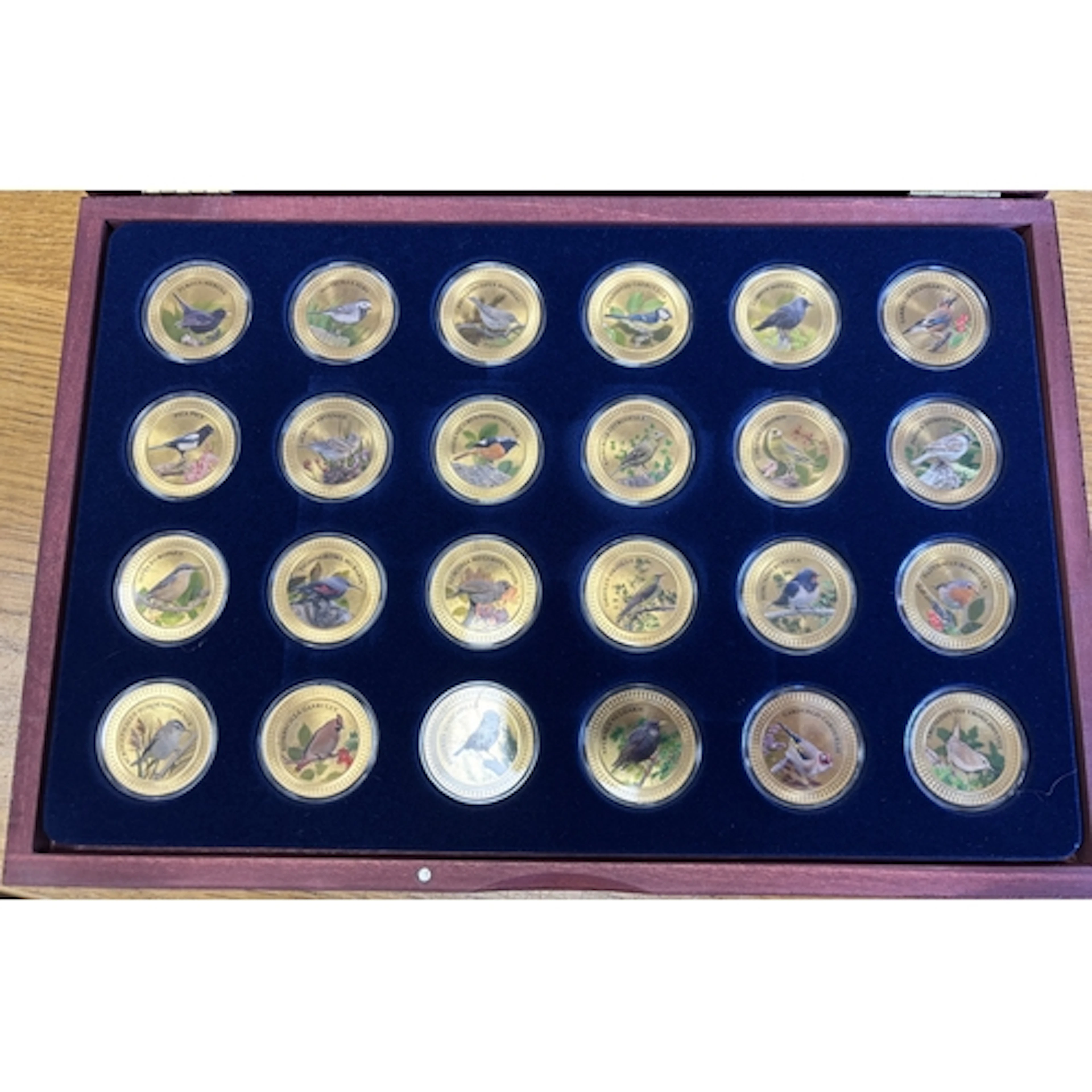 Collection of mostly CuNi medallic issues in wooden boxes, i...