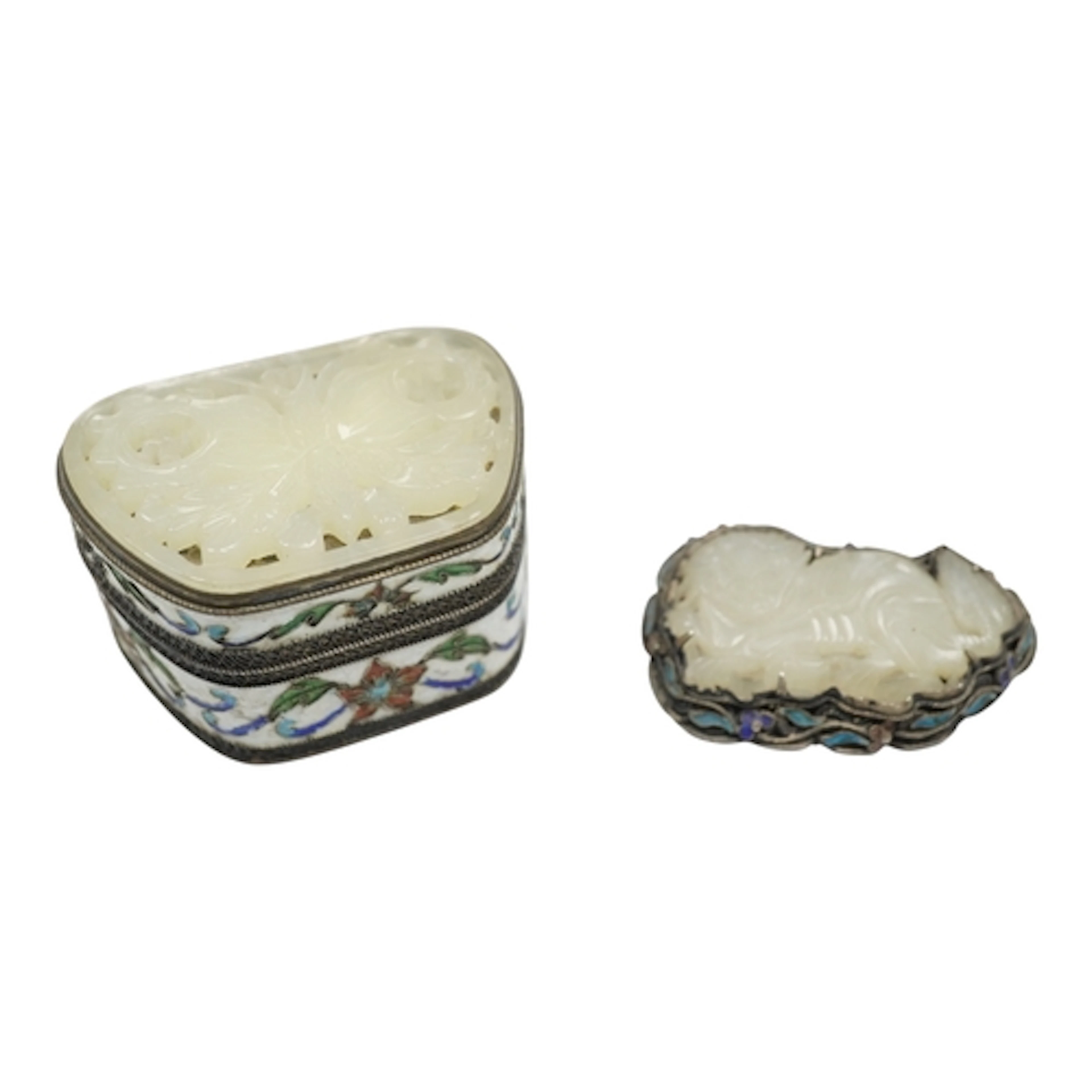 A Chinese white jade 'lion' and filigree work brooch and an ...
