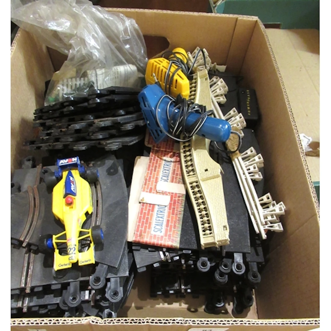 Scalextric model racing set, with cars, controllers and trac...