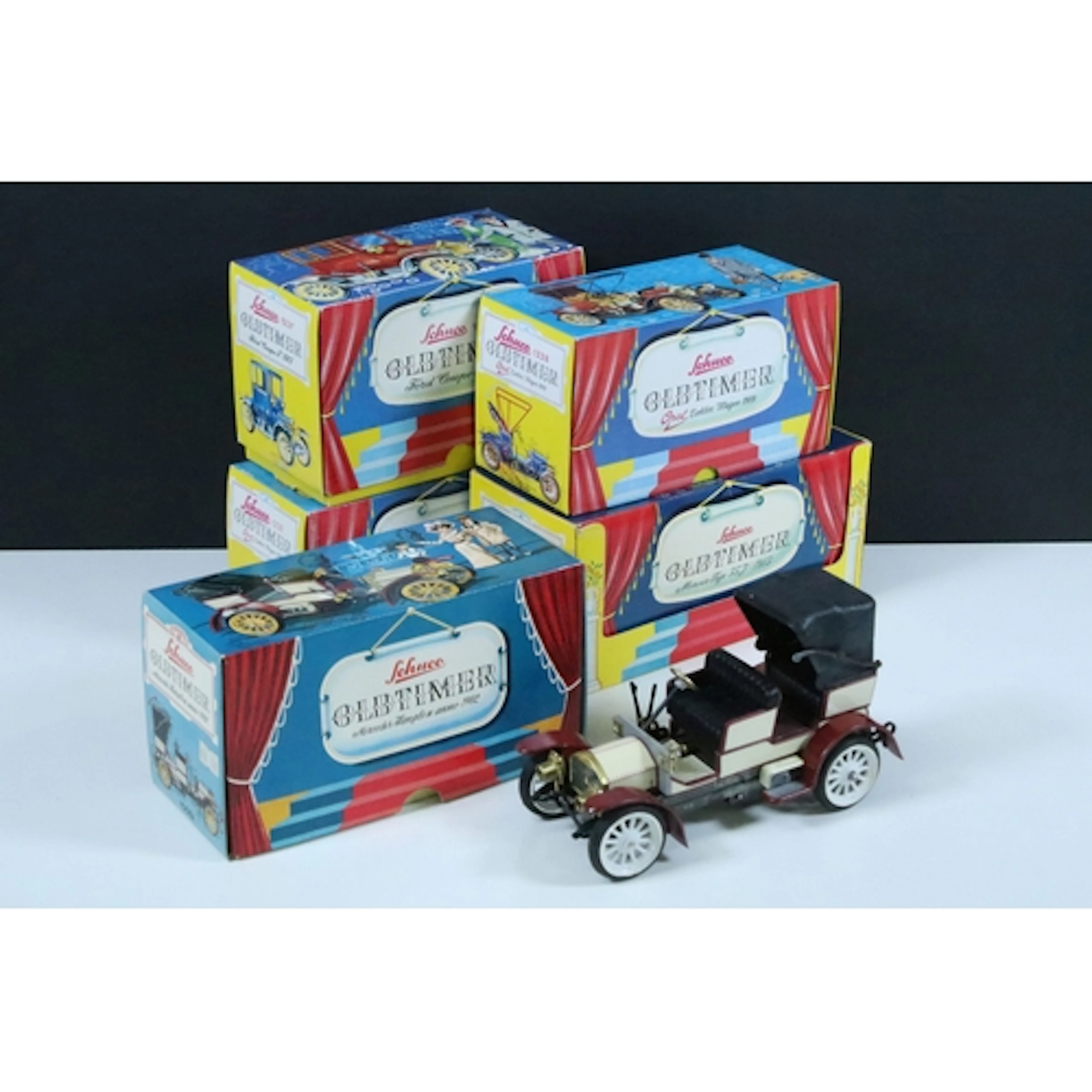 Five boxed Schuco Oldtimer tinplate clockwork models to incl...