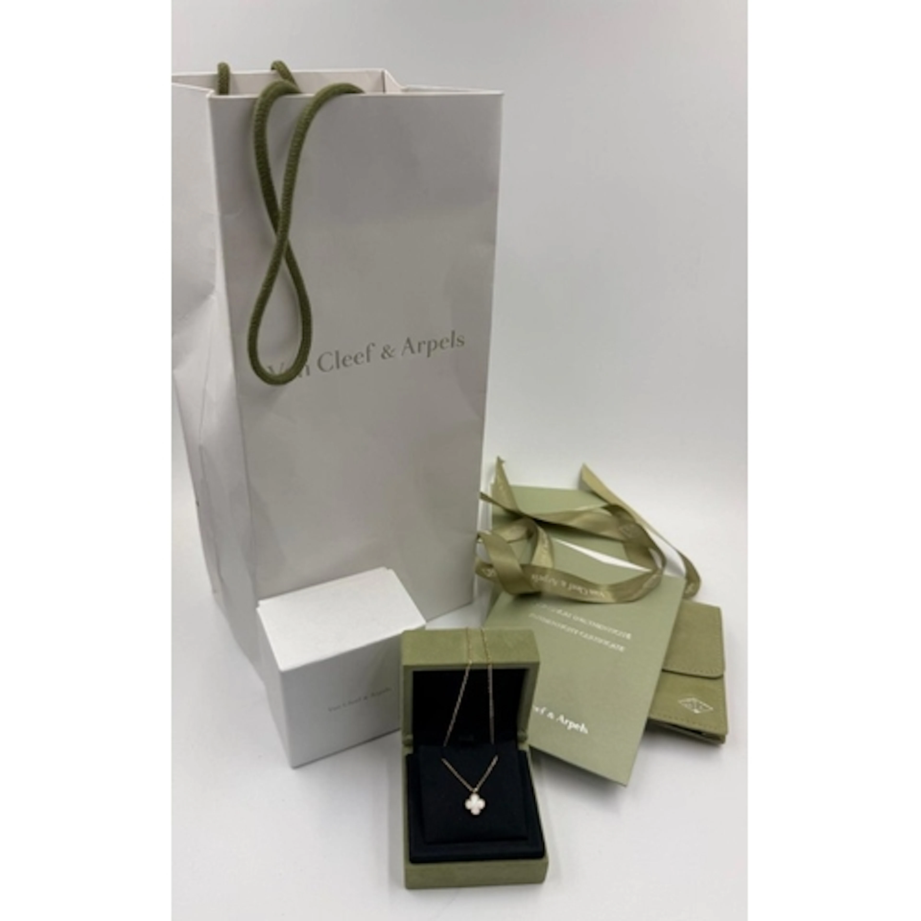 A Van Cleef & Arpels Sweet Alhambra Pendant Necklace in ...