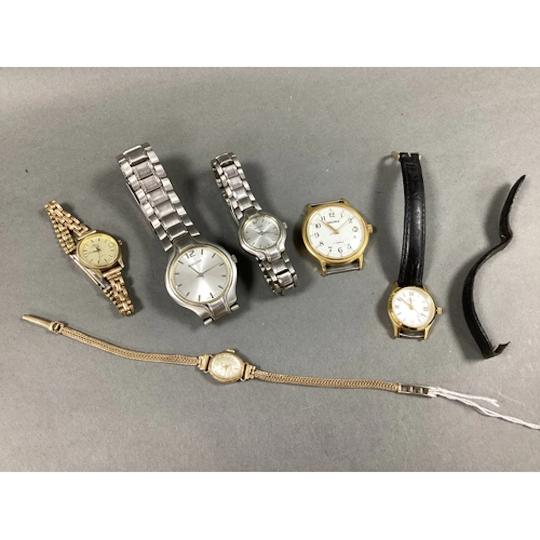 Accurist; A 9ct Gold Cased Ladies Wristwatch, the oval signe...