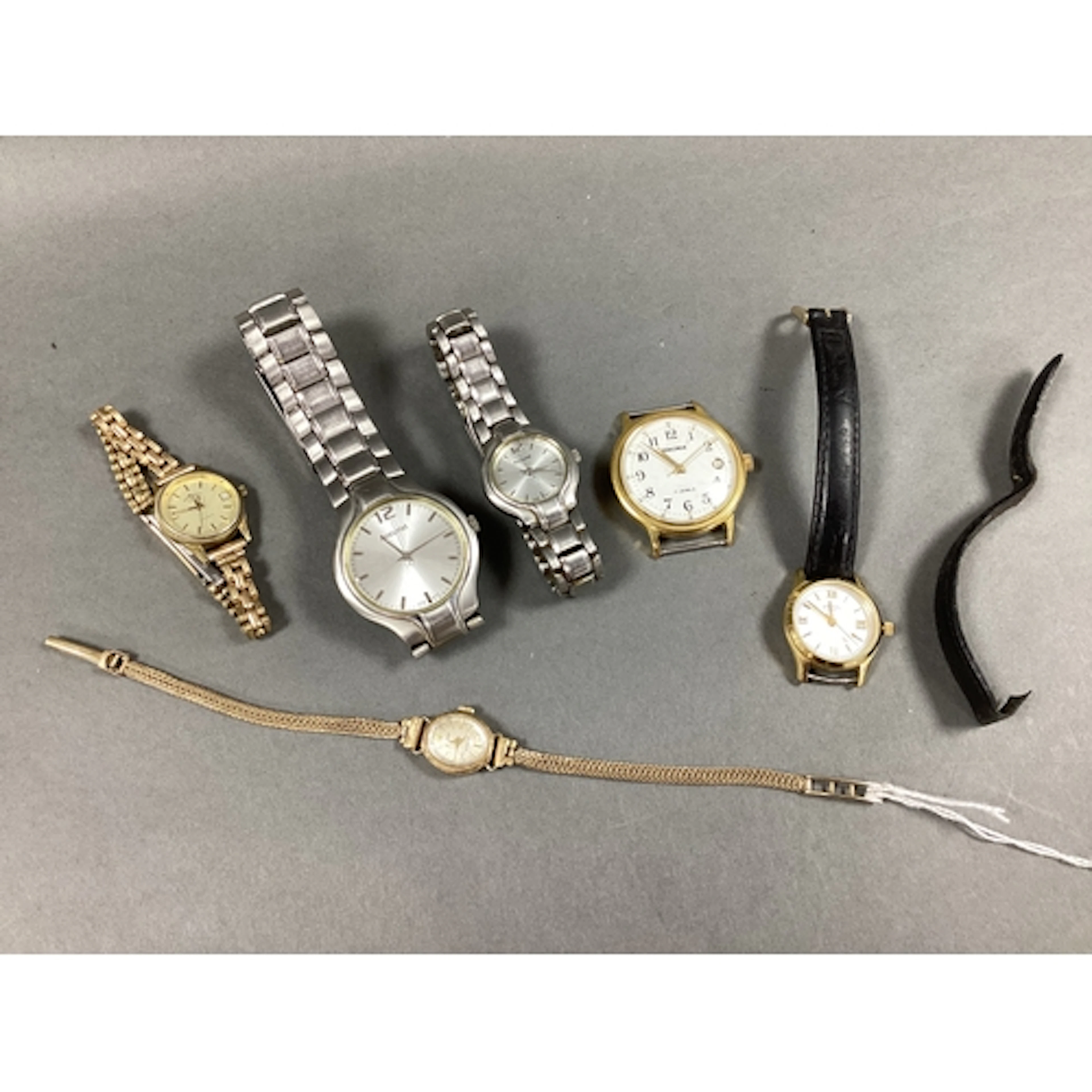 Accurist; A 9ct Gold Cased Ladies Wristwatch, the oval signe...