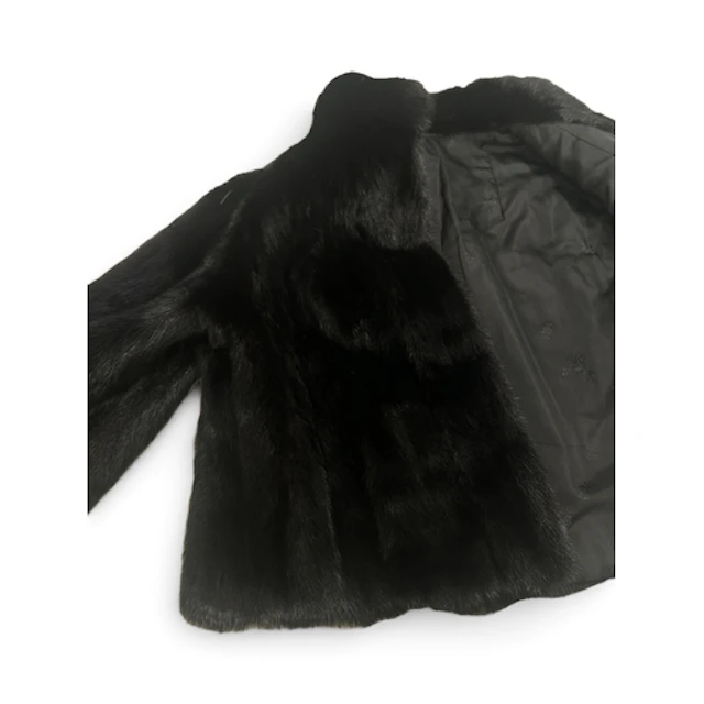 A LADIES VINTAGE MINK FUR JACKET Mink jacket drop length: 49...