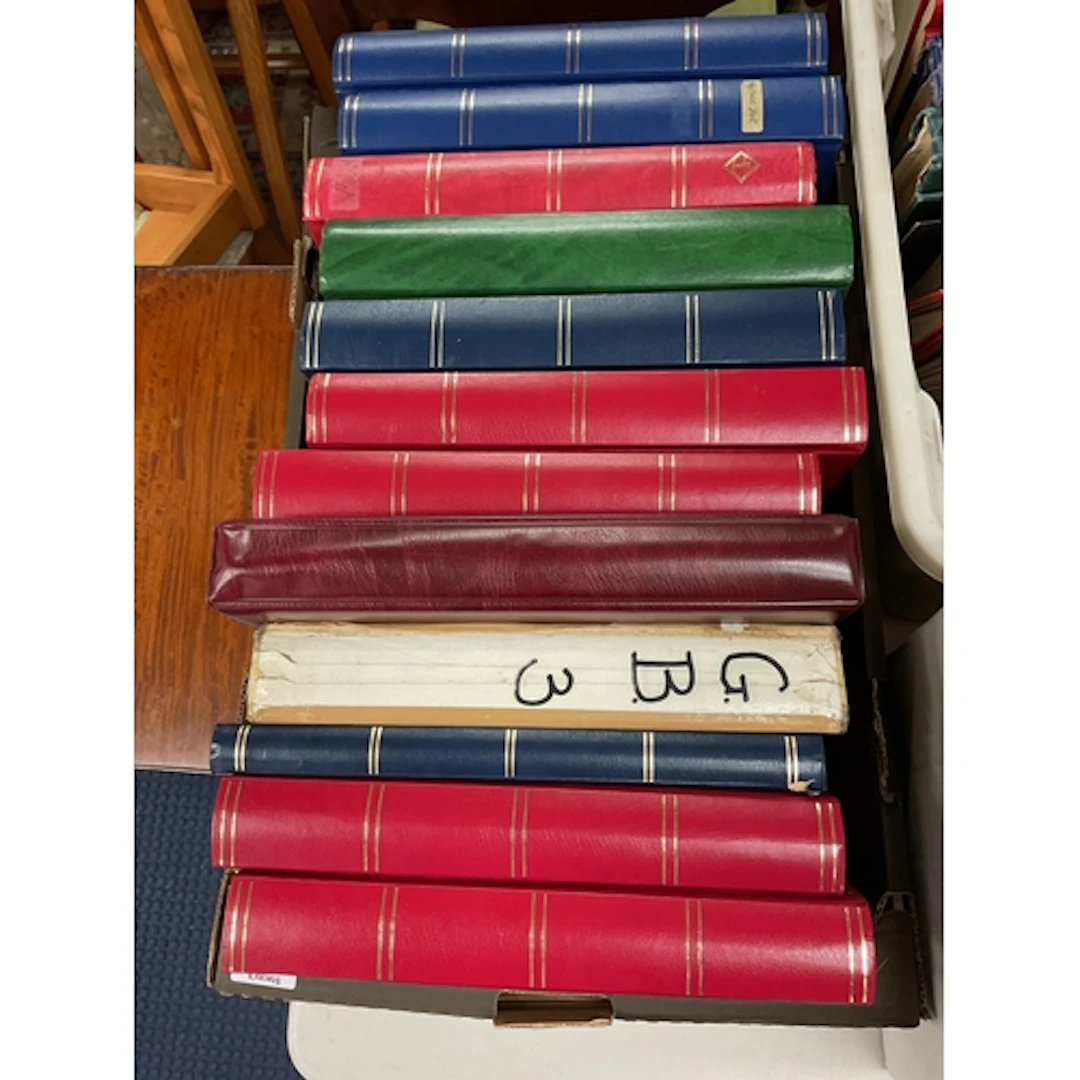 12 albums of QEIIR in stock books and later examples .pre de...