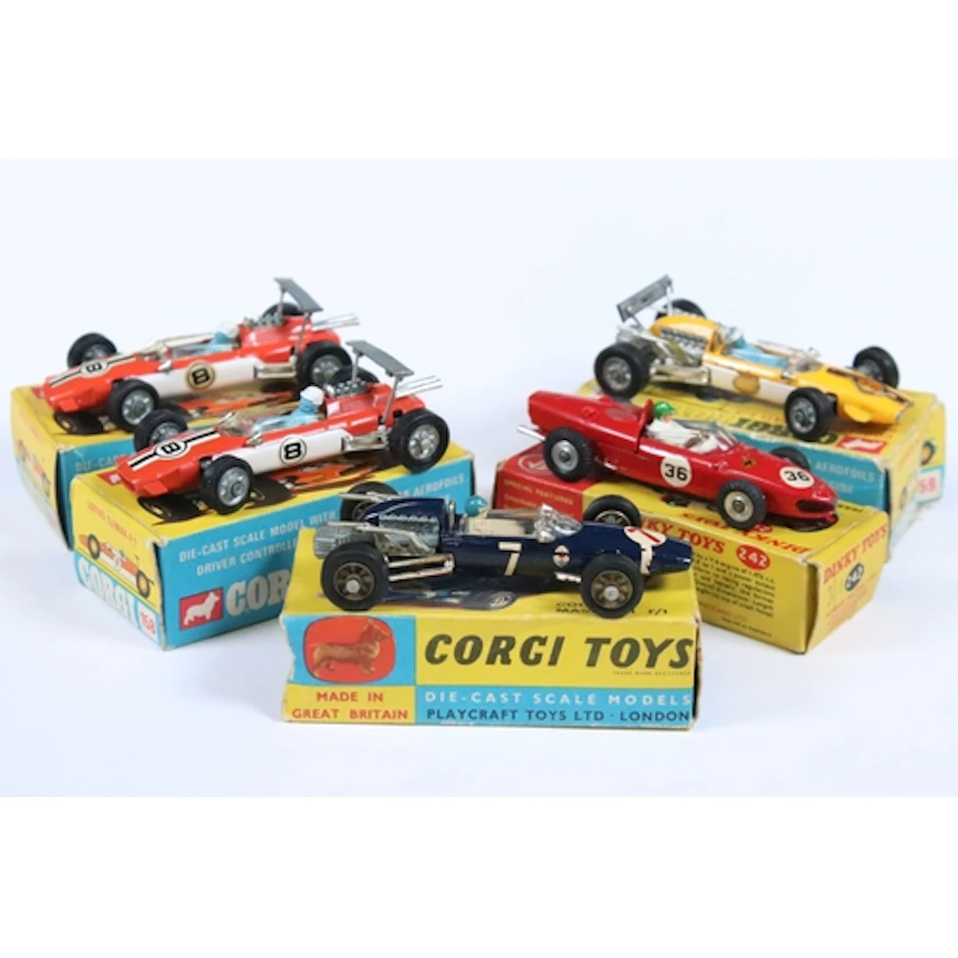 Five boxed F1 diecast models to include 4 x Corgi featuring ...