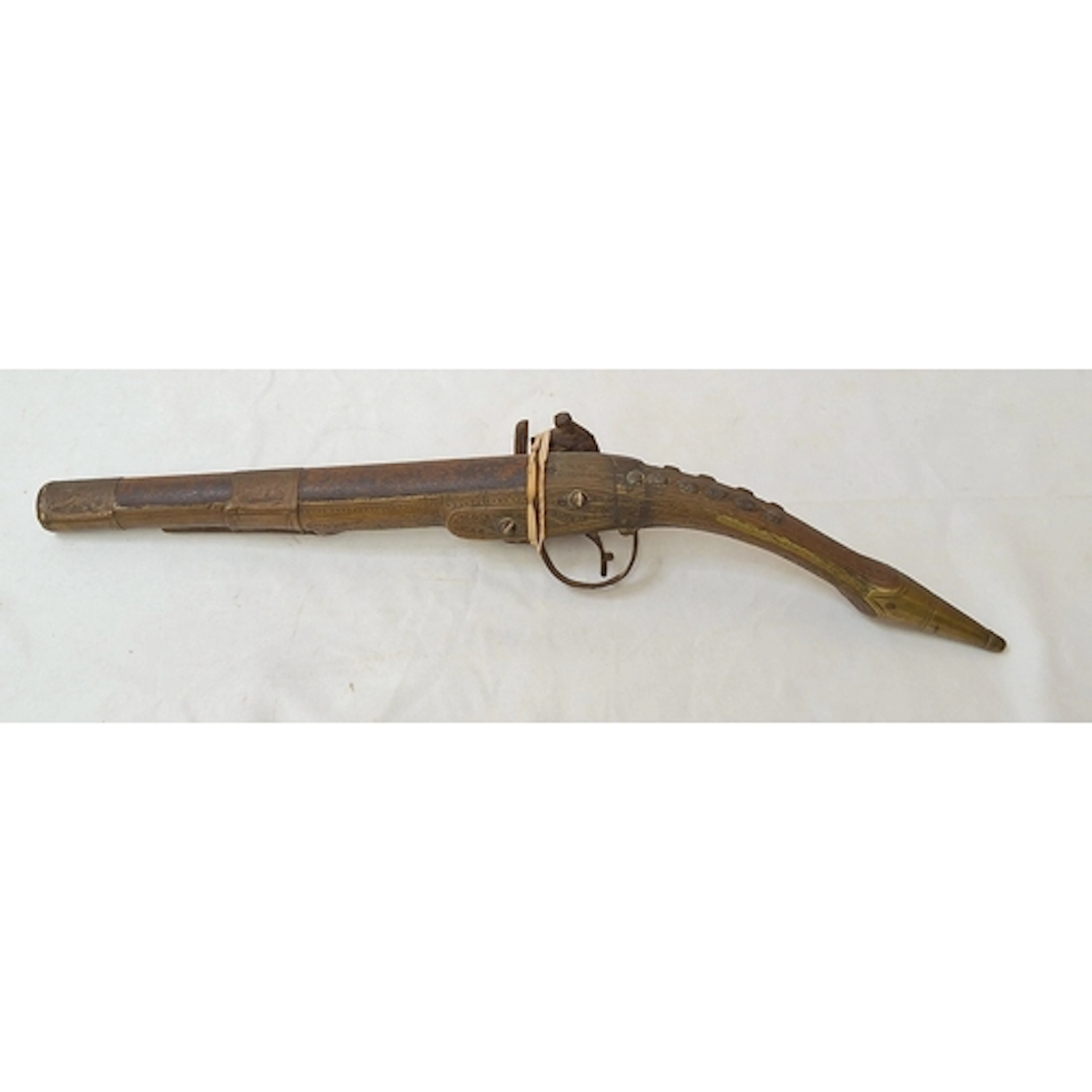 Oriental Vintage Flint Lock Rifle with engraved brass fittin...