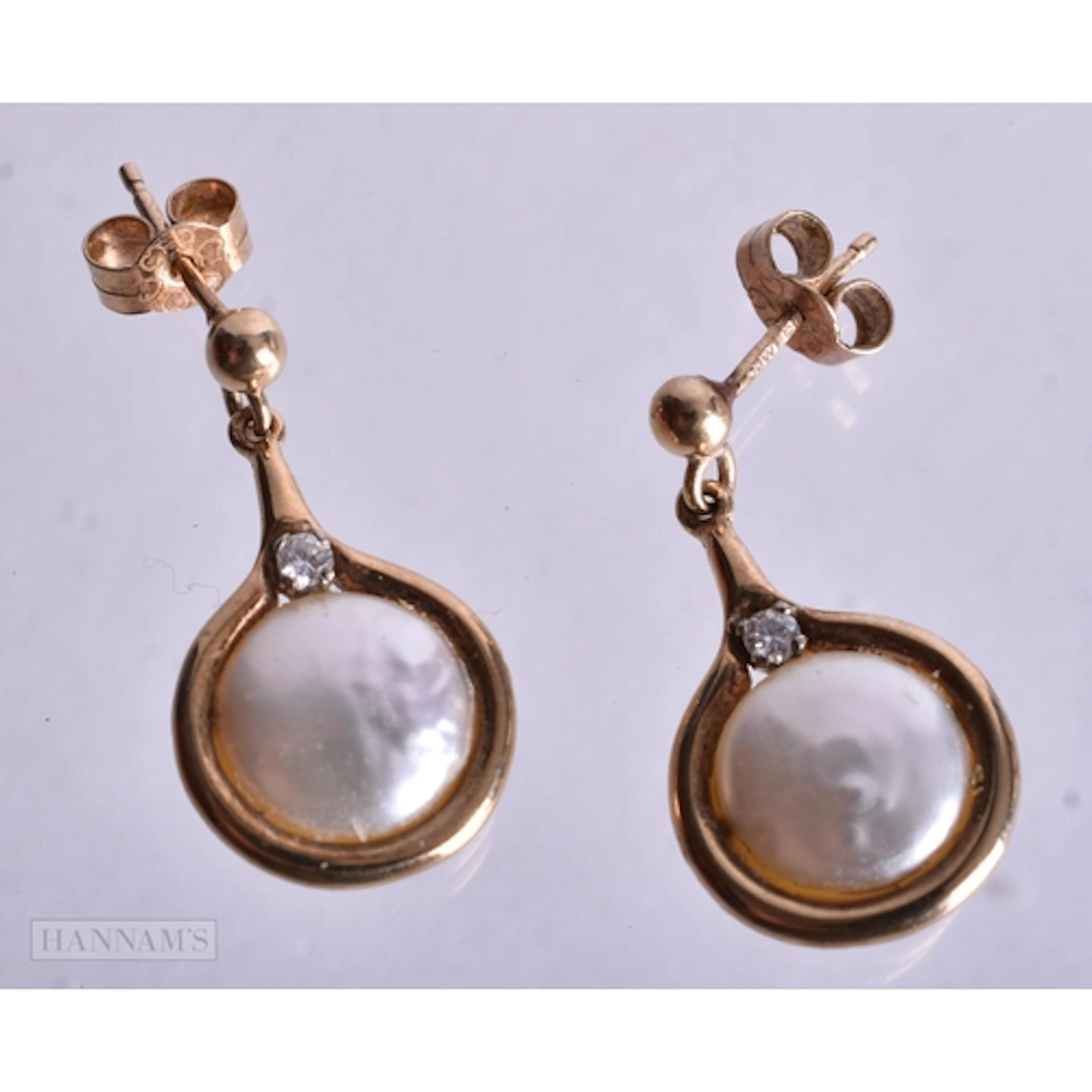 9ct gold pearl diamond drop earrings (3.5g). 2.25 cm x 1.25 ...