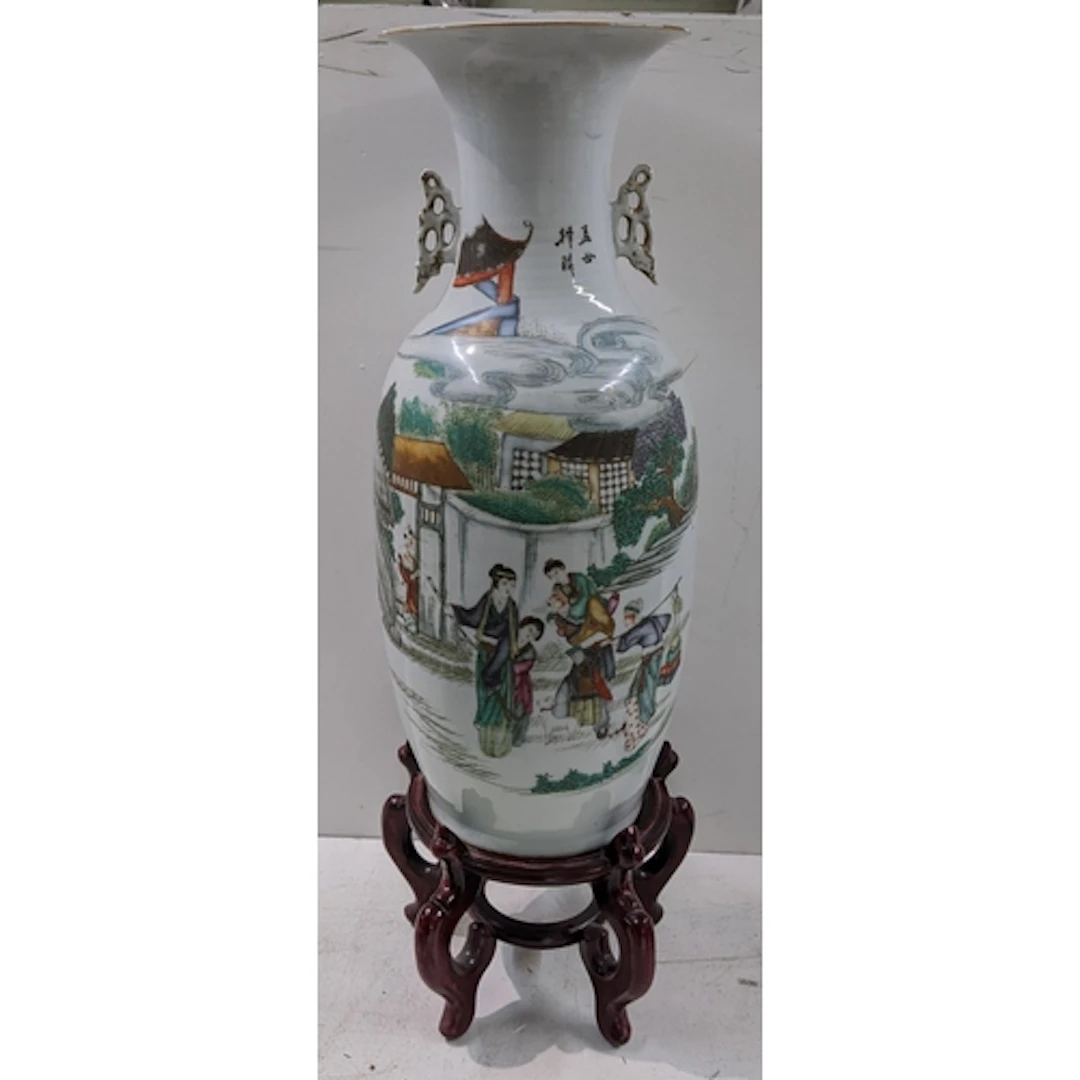 A large 20th century Chinese porcelain famille rose vase, pa...