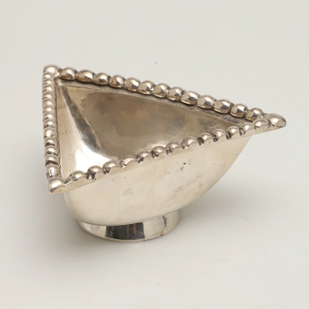A GEORGE V SCOTTISH SILVER 'TRAPRAIN TREASURE' REPRODUCTION ...