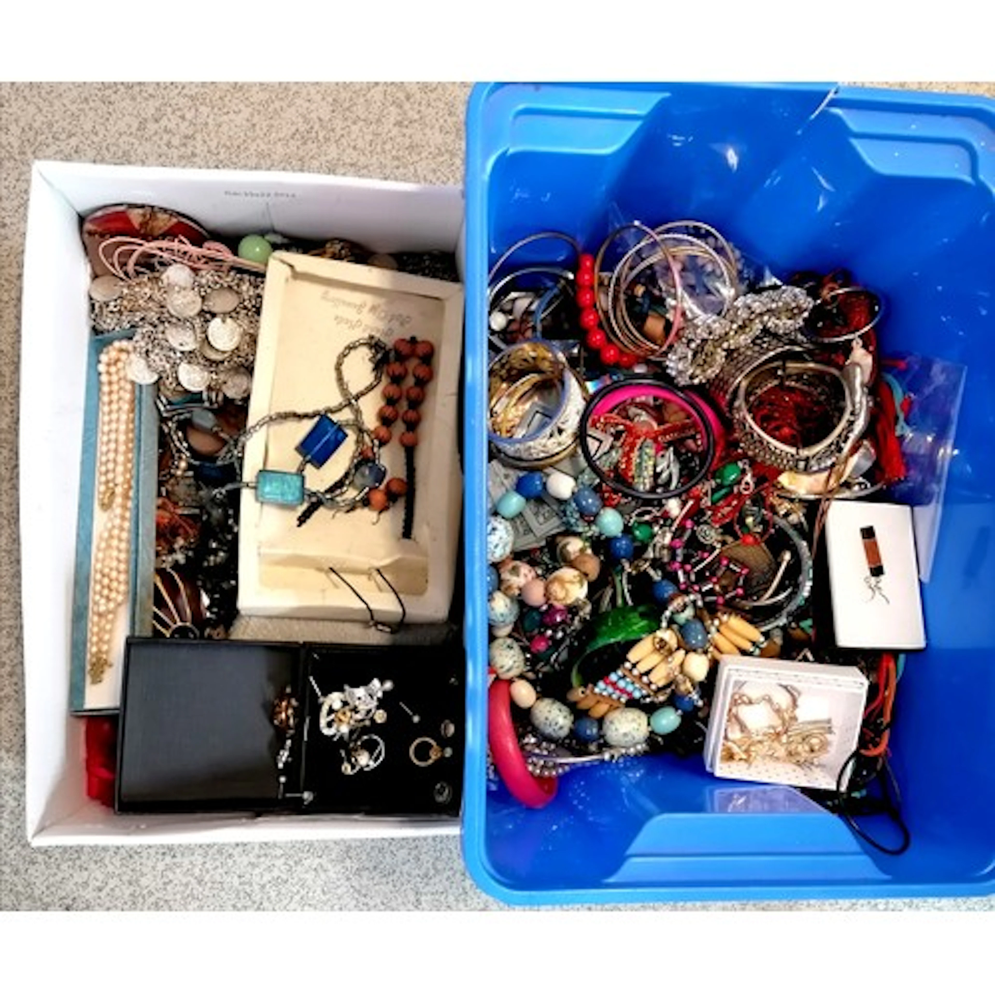 2 x boxes of costume jewellery inc bangles, necklaces etc - ...