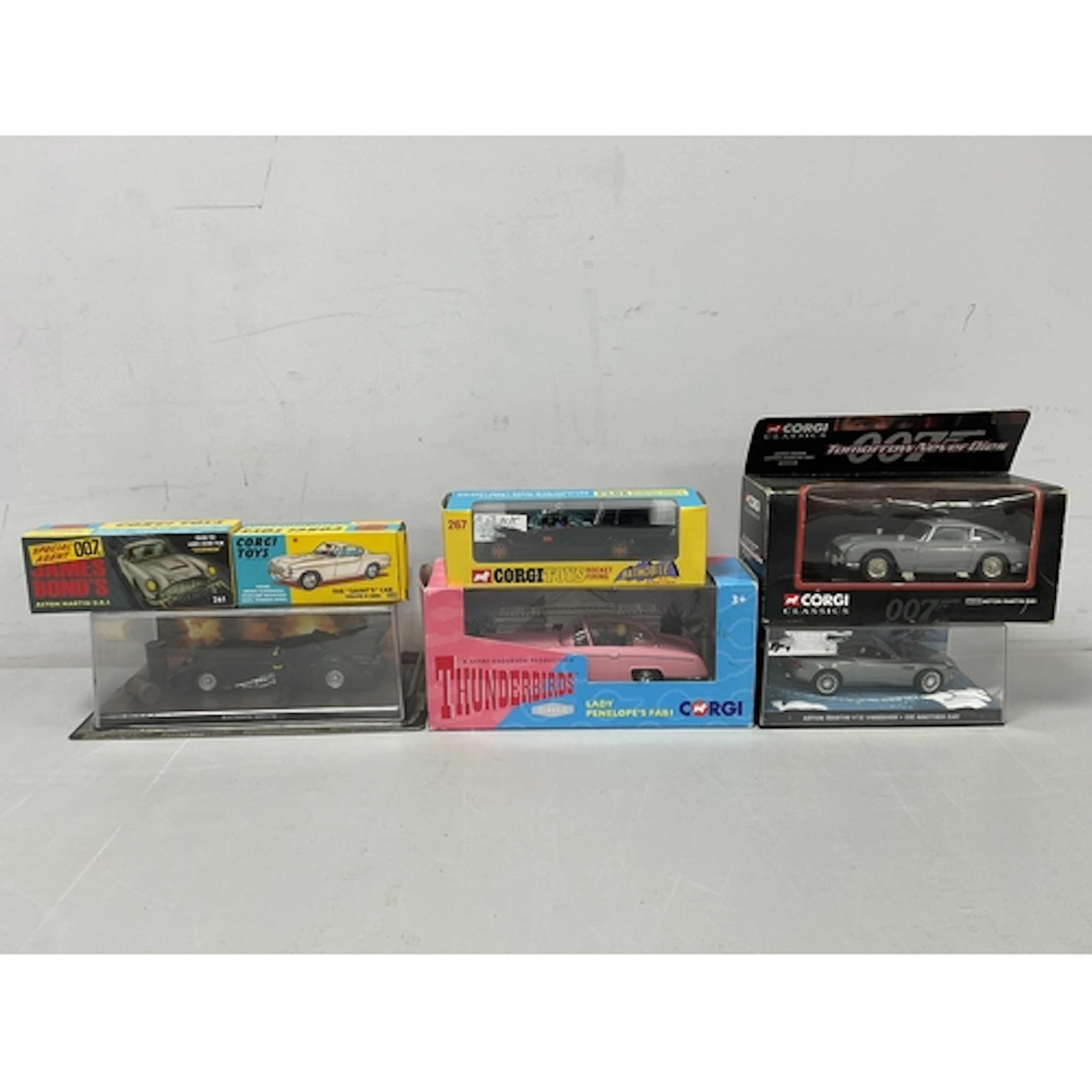 Seven TV and Film themed diecast model vehicles mostly by Co...